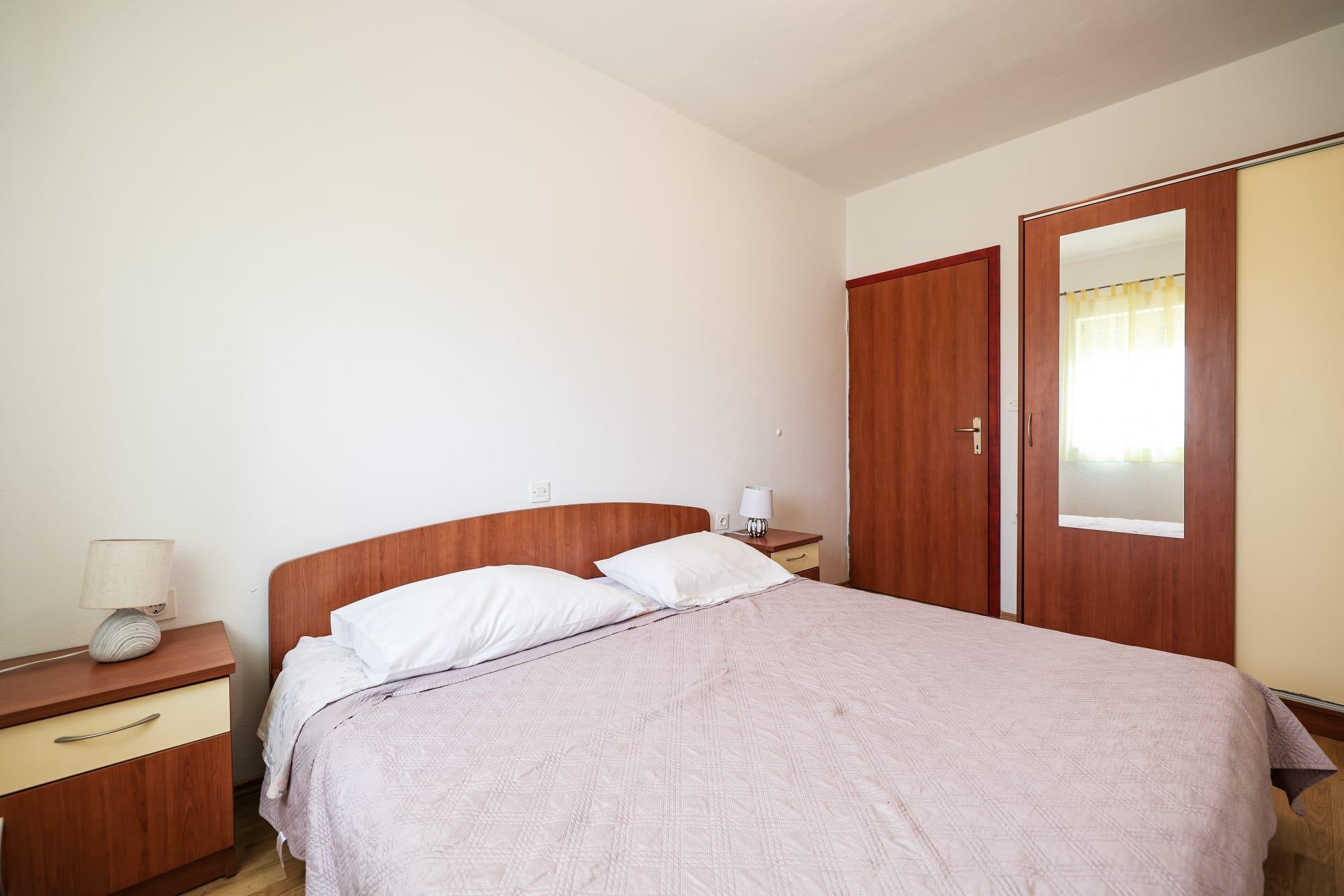 Two bedroom apartment with terrace and sea view Bibinje, Zadar  A-a
