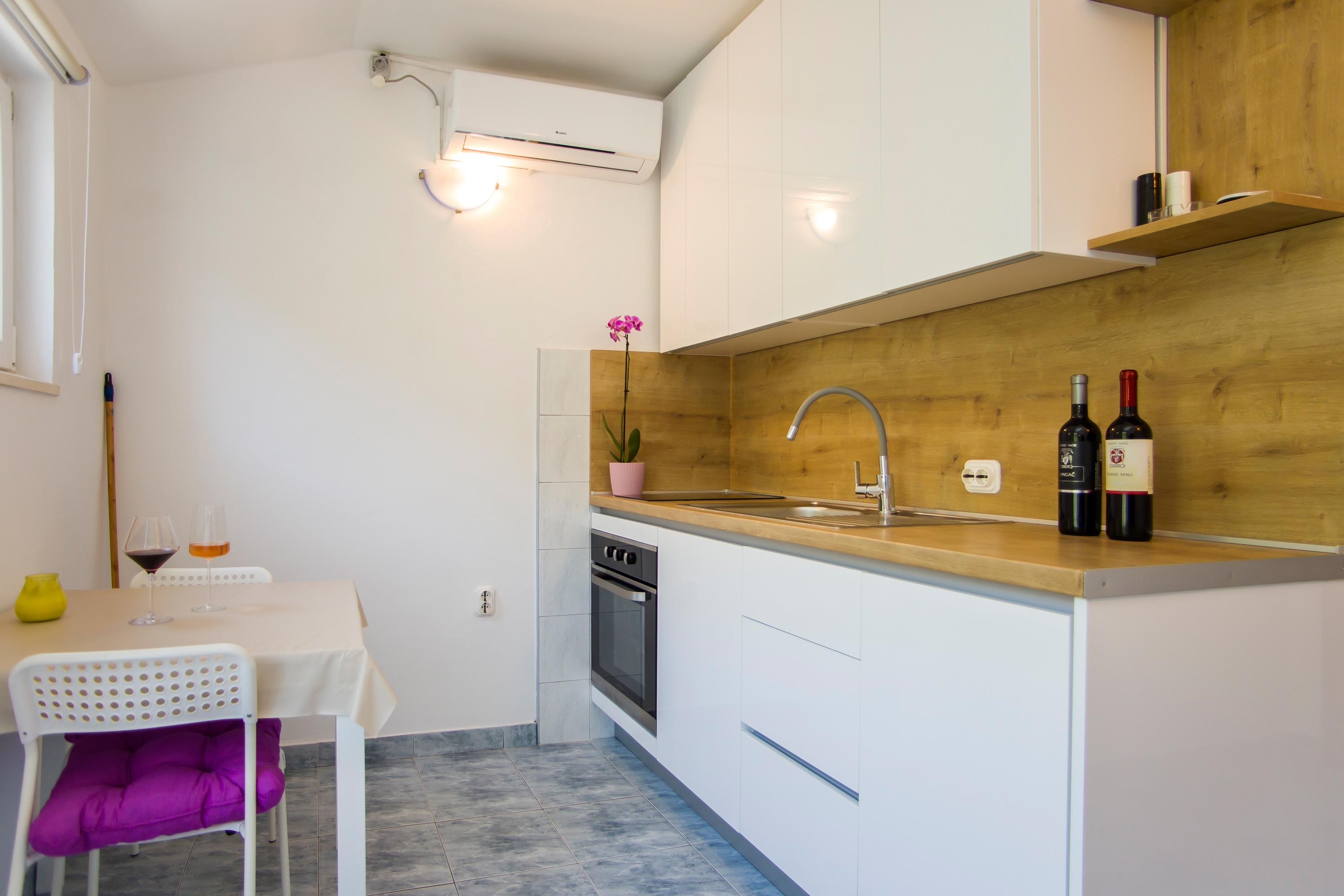 One bedroom apartment near beach Dingač - Borak, Pelješac (A-18060-c) One bedroom apartment near beach Dingač - Borak, Pelješac (A-18060-c)