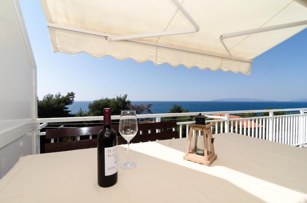 Two bedroom apartment near beach Dingač - Borak, Pelješac  A-d