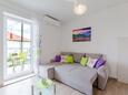 Obývací pokoj Solin, Obývací pokoj v ubytování typu studio-apartment, s klimatizací a WiFi.