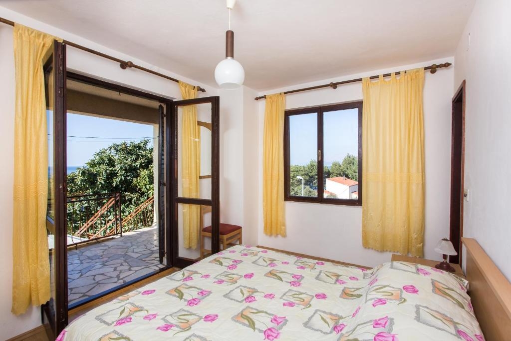 Four bedroom apartment near beach Dingač - Borak, Pelješac  A-a