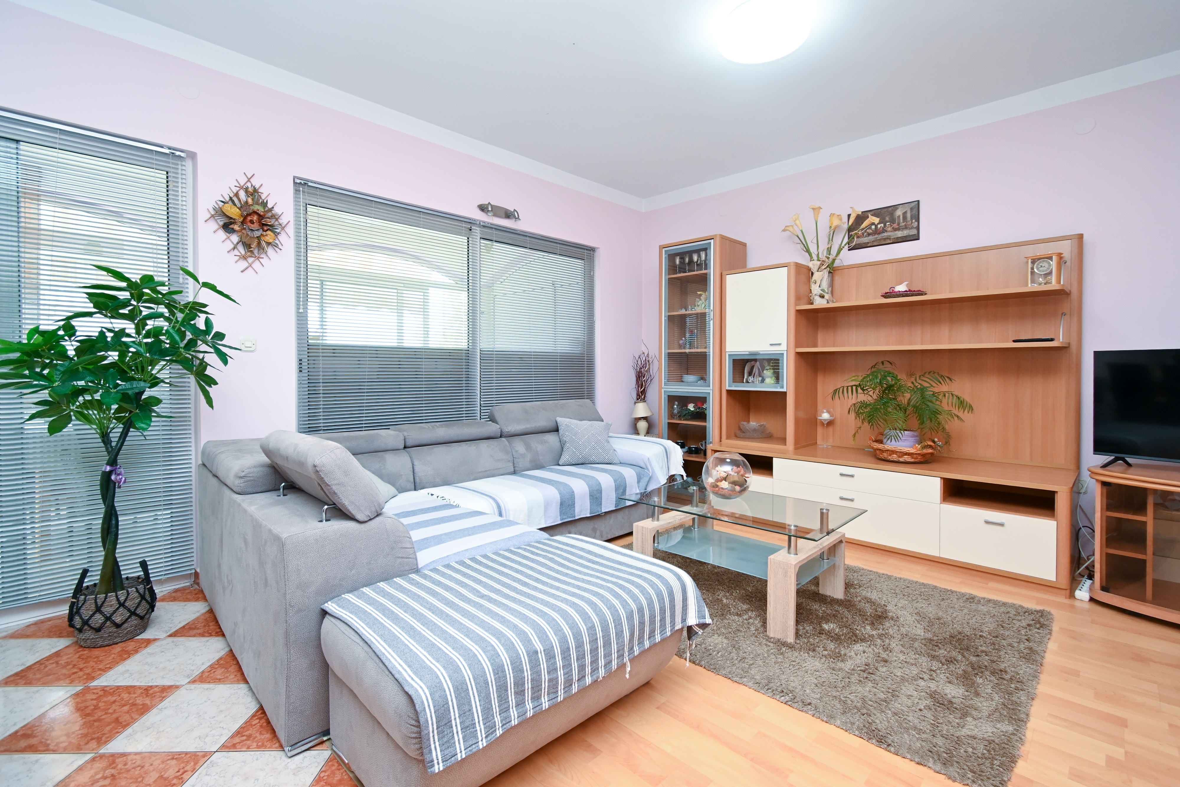 Two bedroom apartment with terrace and sea view Bibinje, Zadar (A-18066-a) Two bedroom apartment with terrace and sea view Bibinje, Zadar (A-18066-a)