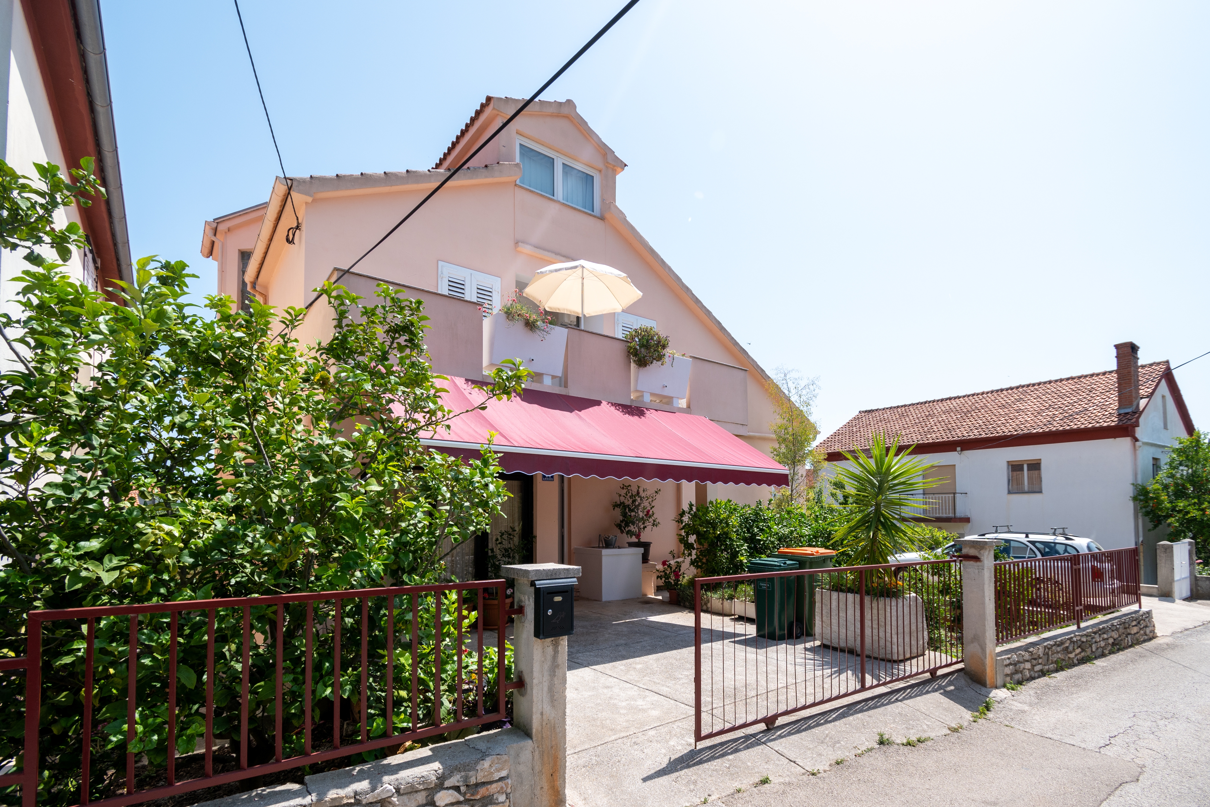 Haus im Ort Preko (Ugljan), Kapazität6+2 Ferienhaus in Dalmatien