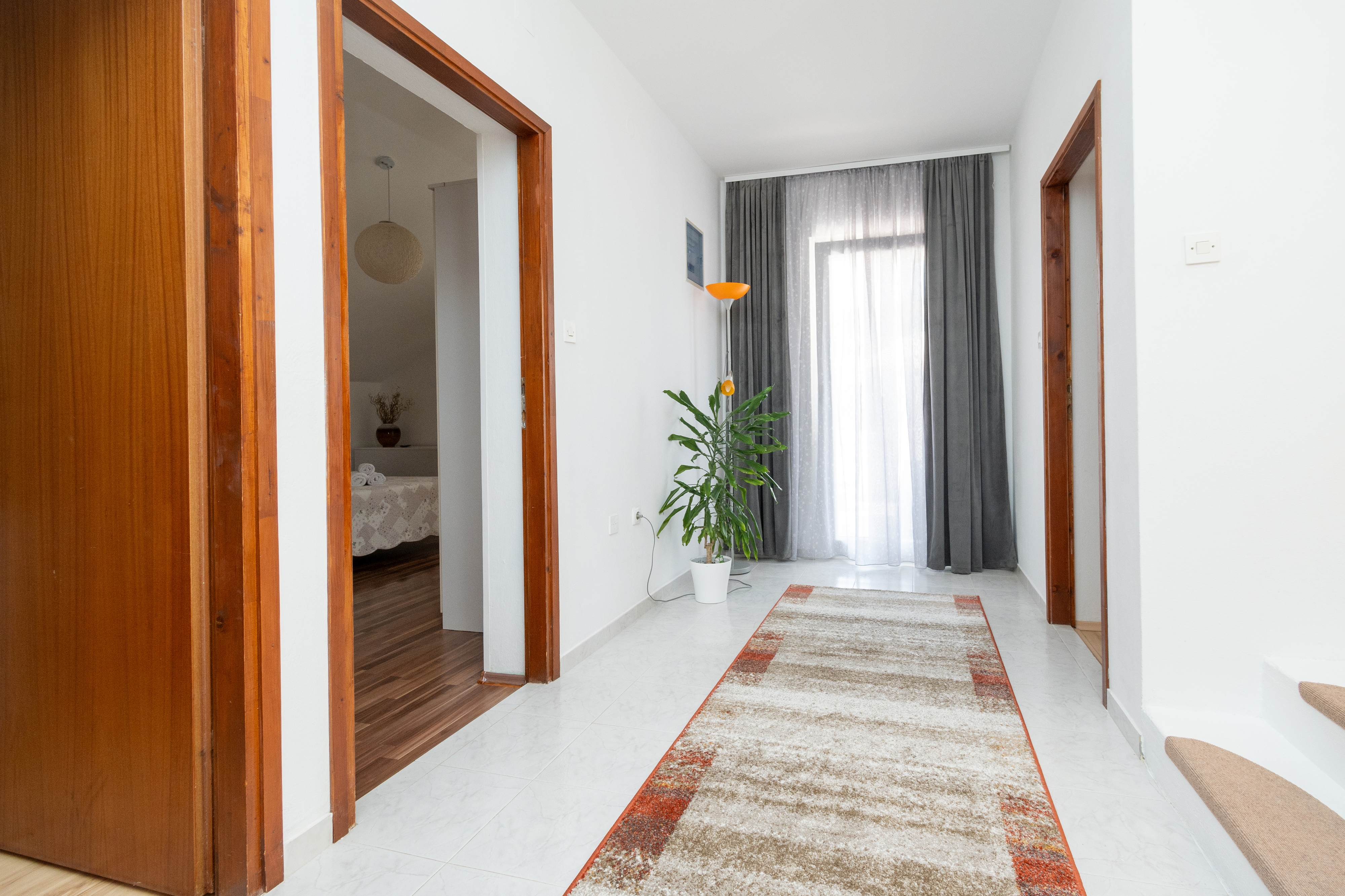 Three bedroom house with terrace and sea view Preko, Ugljan  K