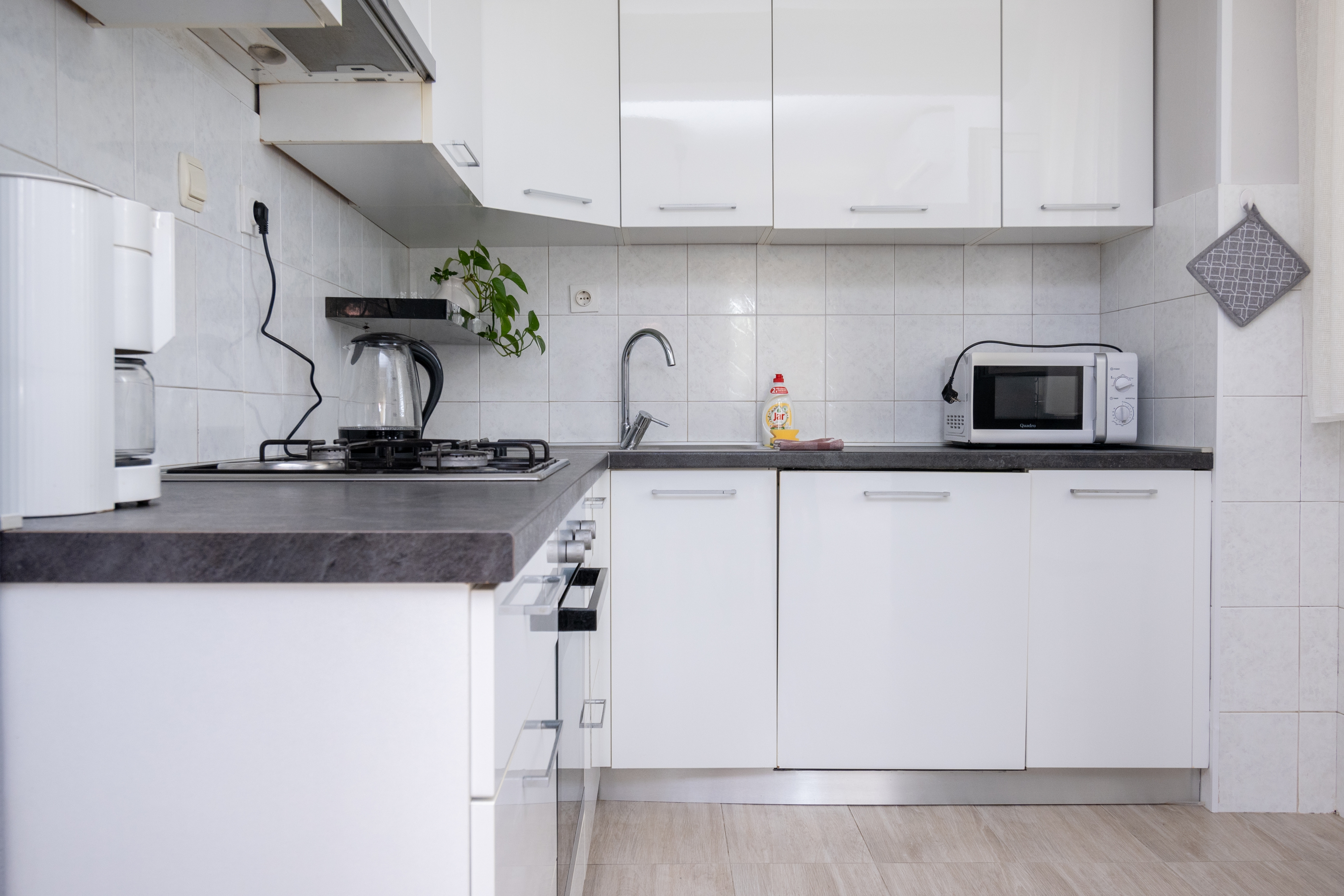 Three bedroom house with terrace and sea view Preko, Ugljan  K