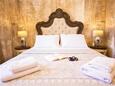 Bedroom Split, Bedroom in the room, air condition available and WiFi.