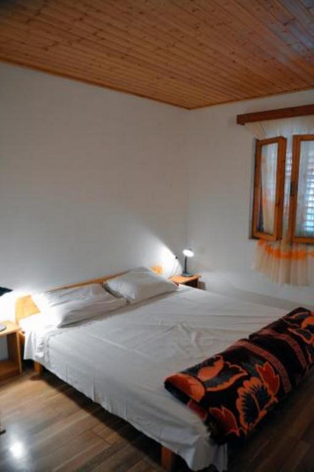 Top Hvar Ivan Dolac Top Hvar Ivan Dolac