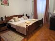 Ložnice 1 Makarska, Ložnice 1 v ubytování typu apartment, s klimatizací a WiFi.