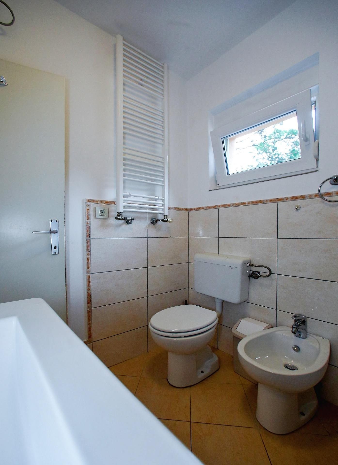 Two bedroom apartment with terrace Bibinje, Zadar  A-a