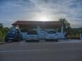 Parkeerplaats Gustirna, Trogir, Parkeerplaats 18113 - Appartementen with pebble beach.