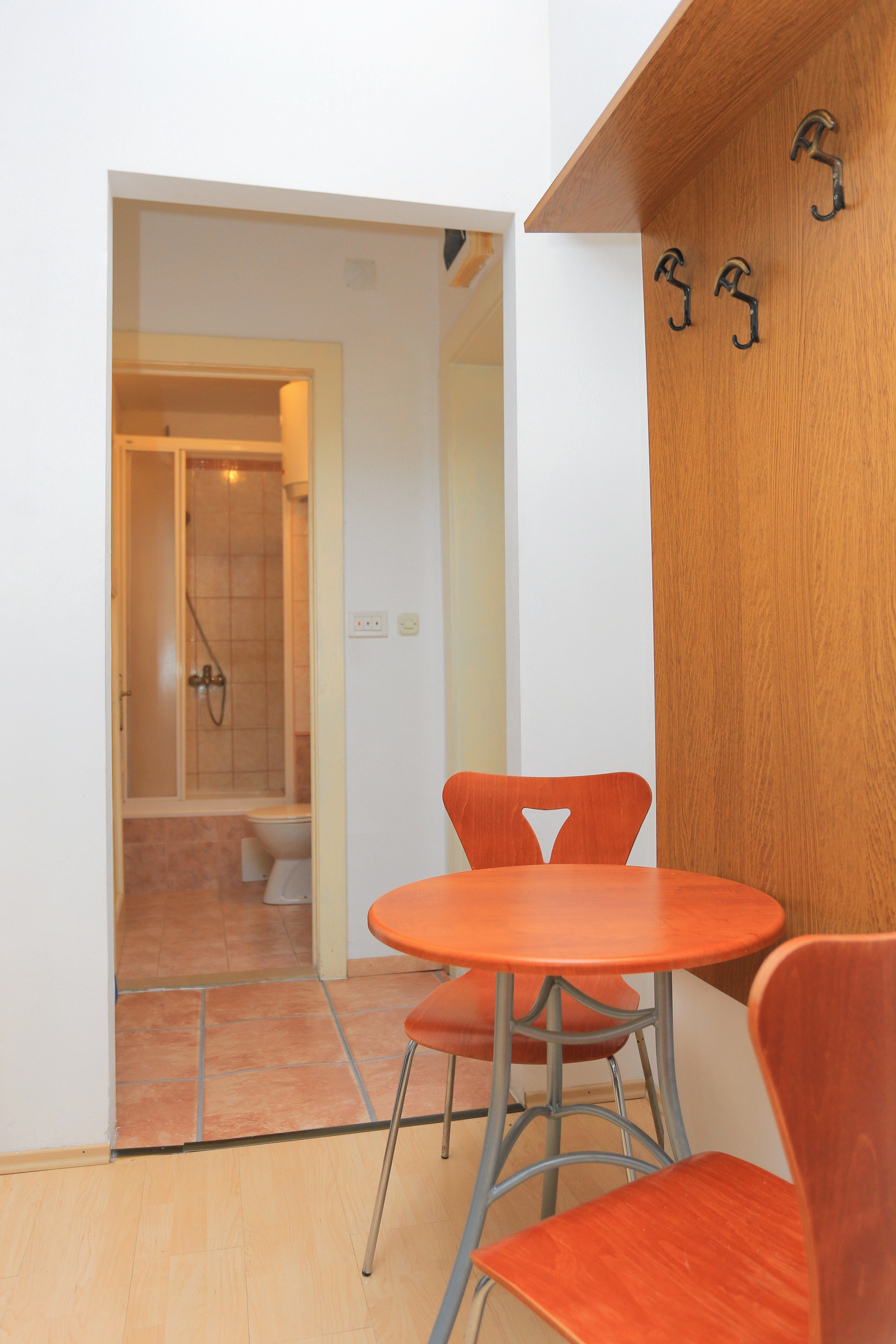 Comfortable and spacious apartment near beach Kaštel Stari, Kaštela  A-a