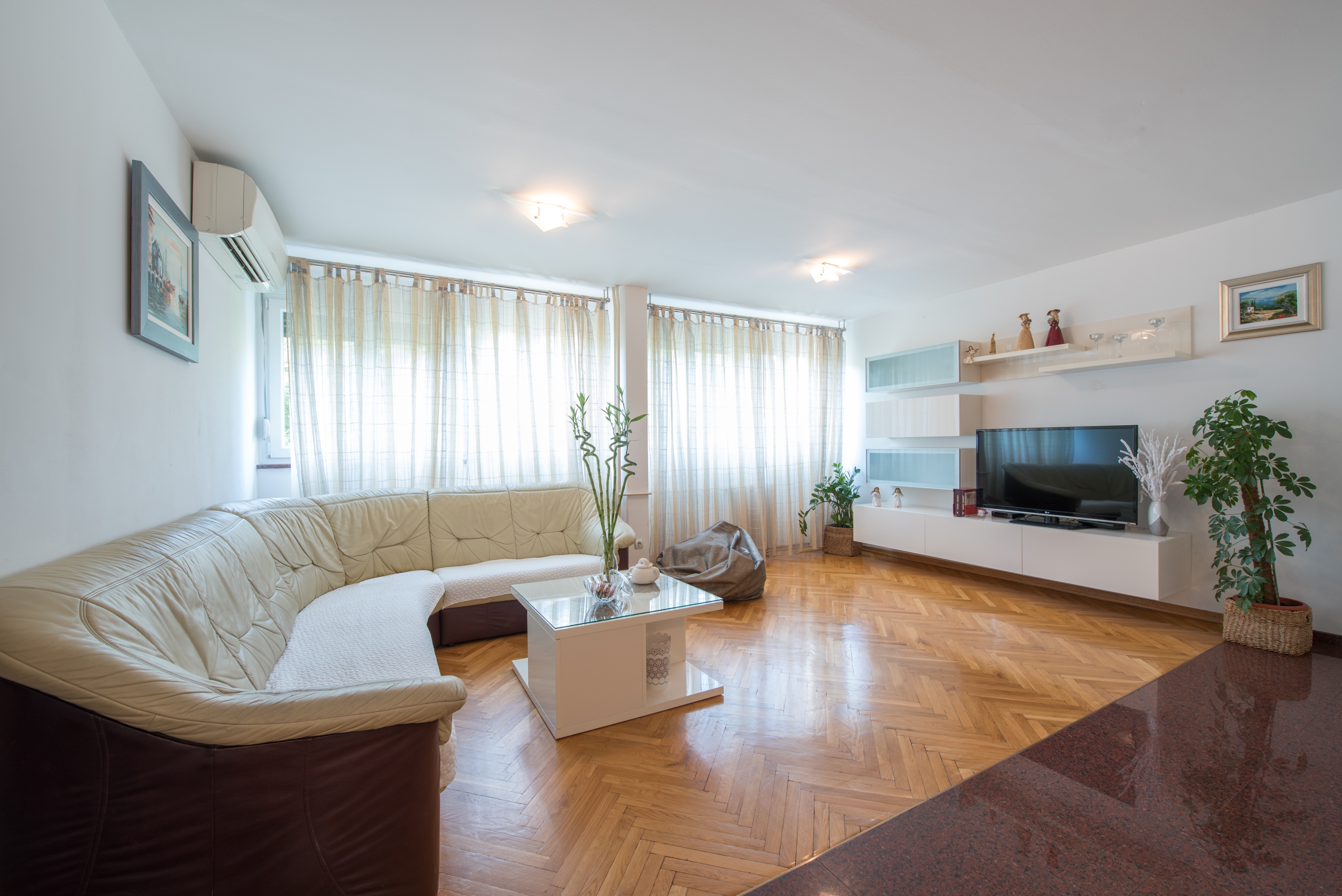 Three bedroom apartment with terrace Split  A-a
