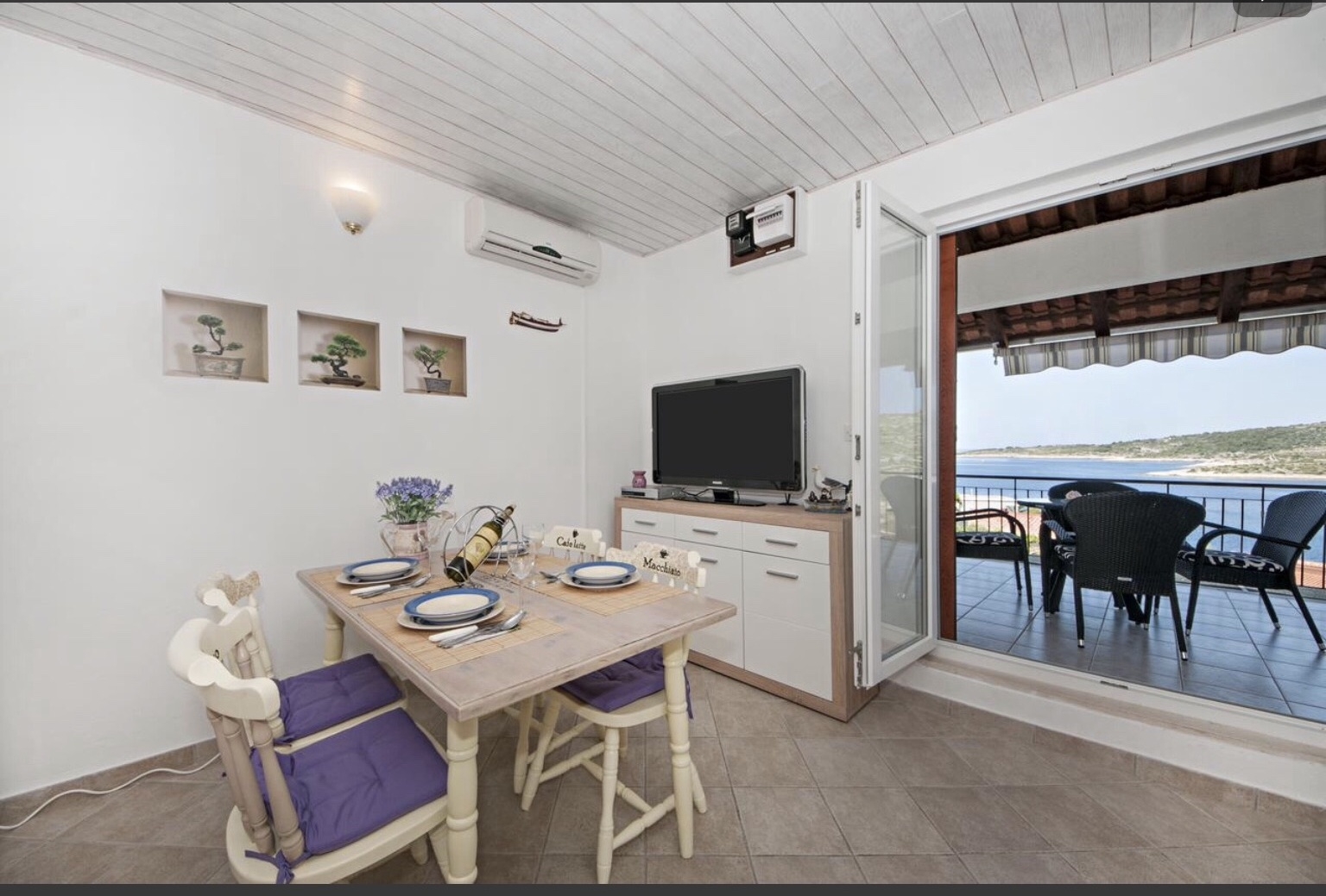 Two bedroom apartment with terrace and sea view Kanica, Rogoznica (A-18134-a) Two bedroom apartment with terrace and sea view Kanica, Rogoznica (A-18134-a)