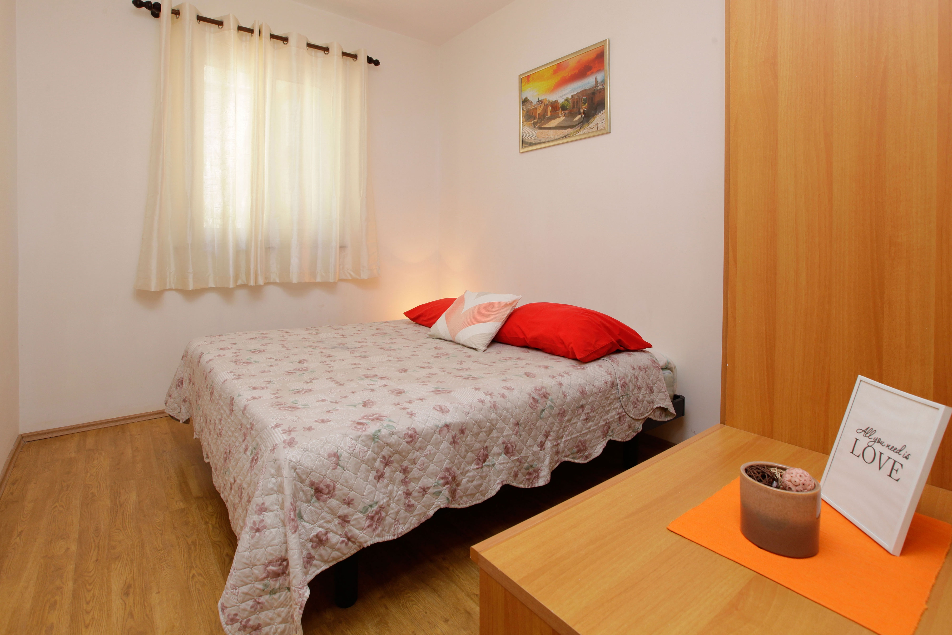 Top Korčula Karbuni Top Korčula Karbuni