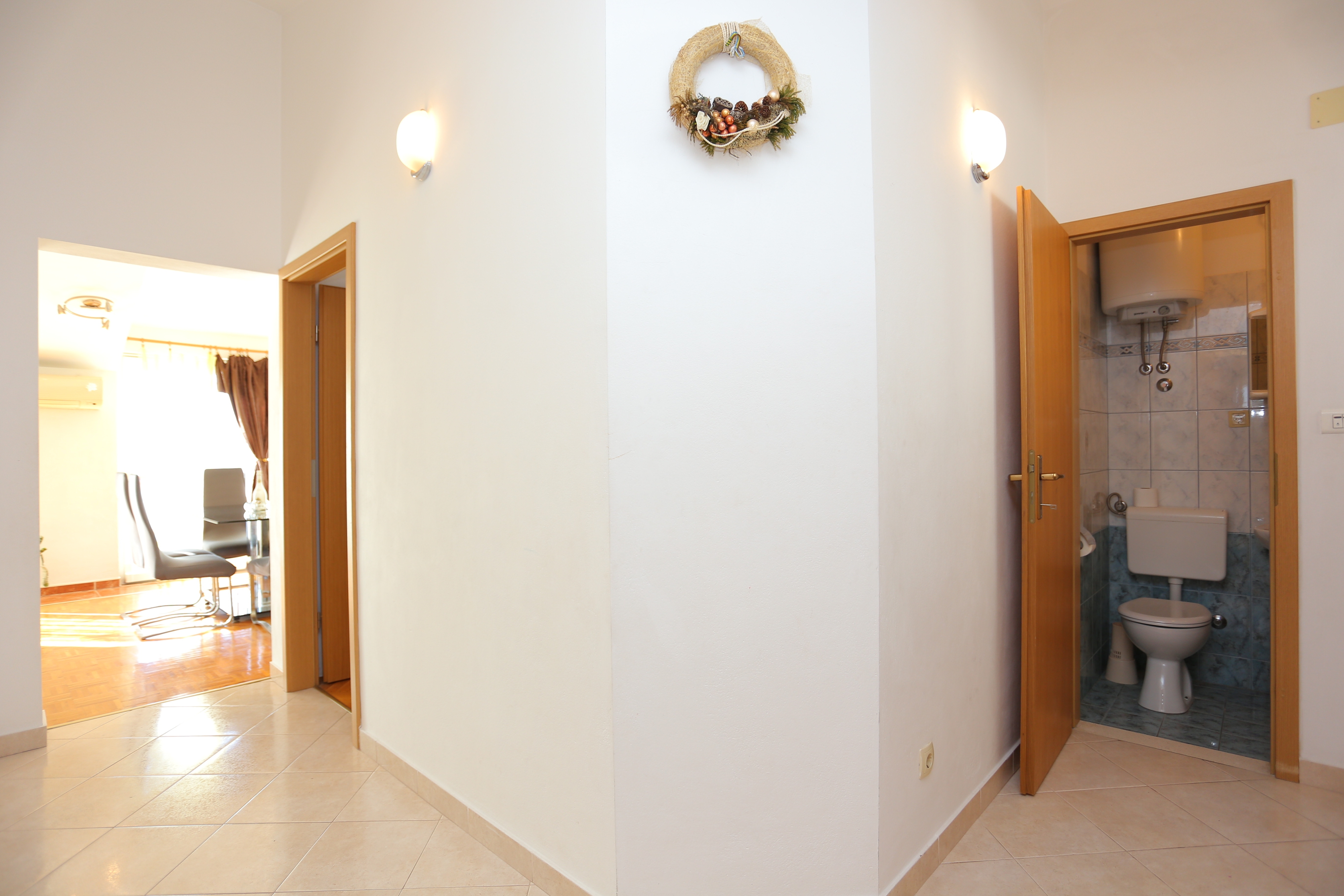 Two bedroom apartment with terrace and sea view Pisak, Omiš  A-a
