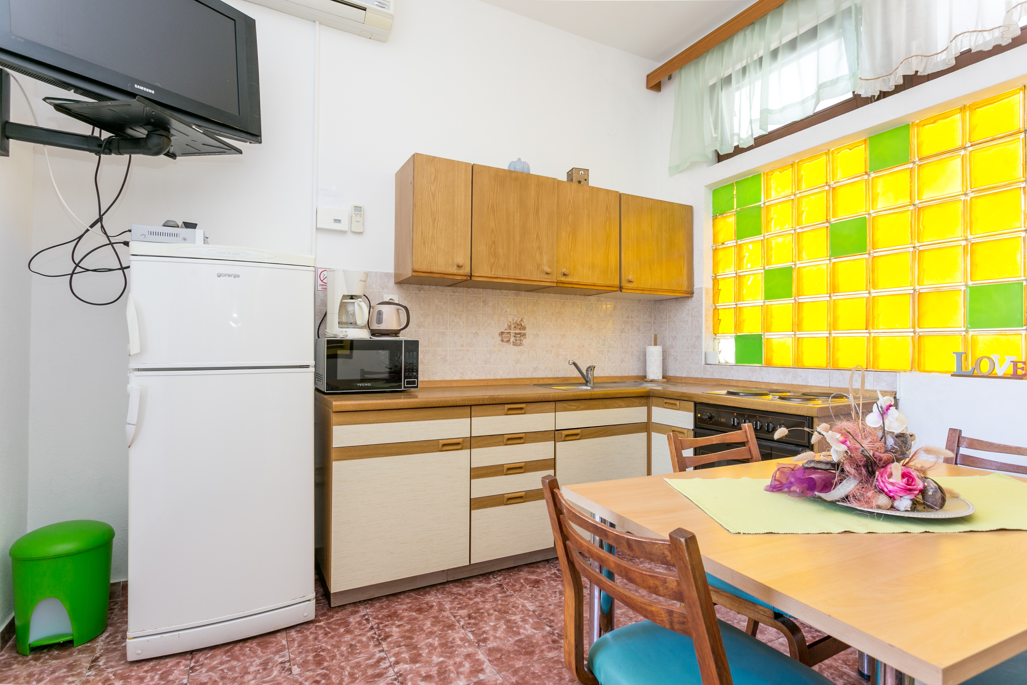 Top Omiš Pisak Top Omiš Pisak