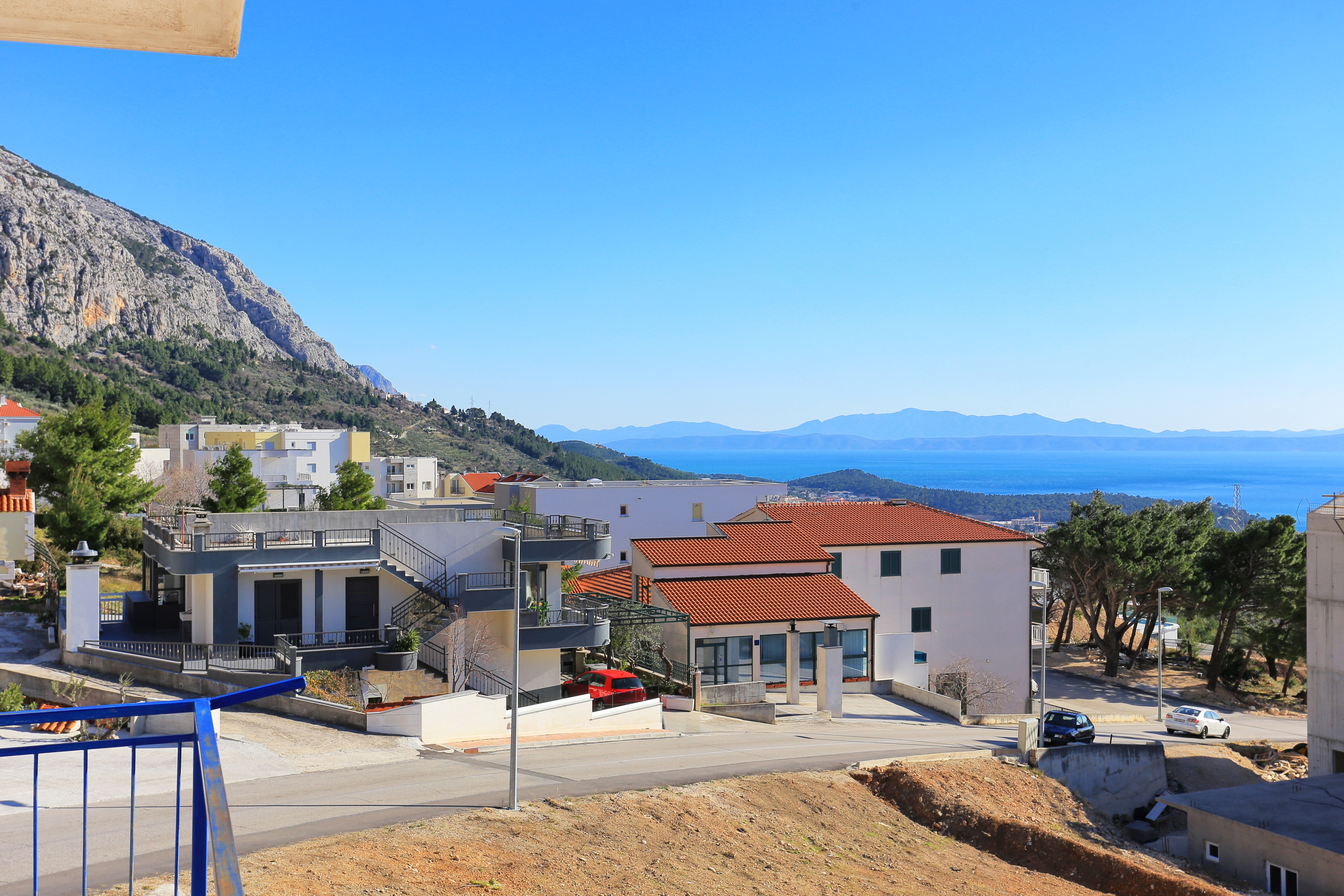 One bedroom apartment with balcony and sea view Makarska  A-a