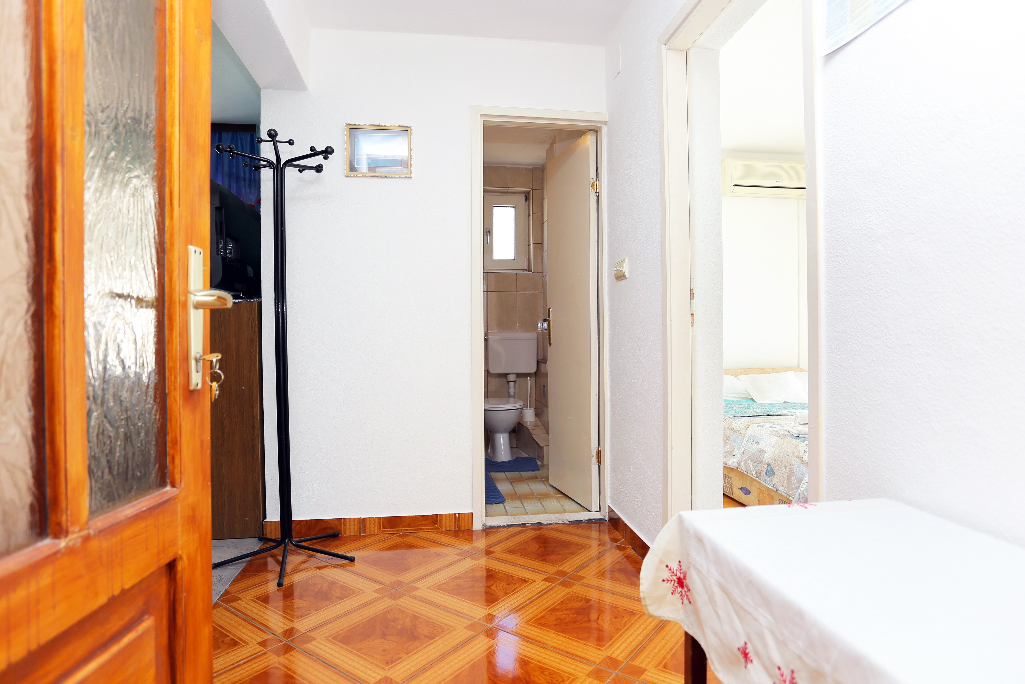 One bedroom apartment with balcony and sea view Makarska  A-a