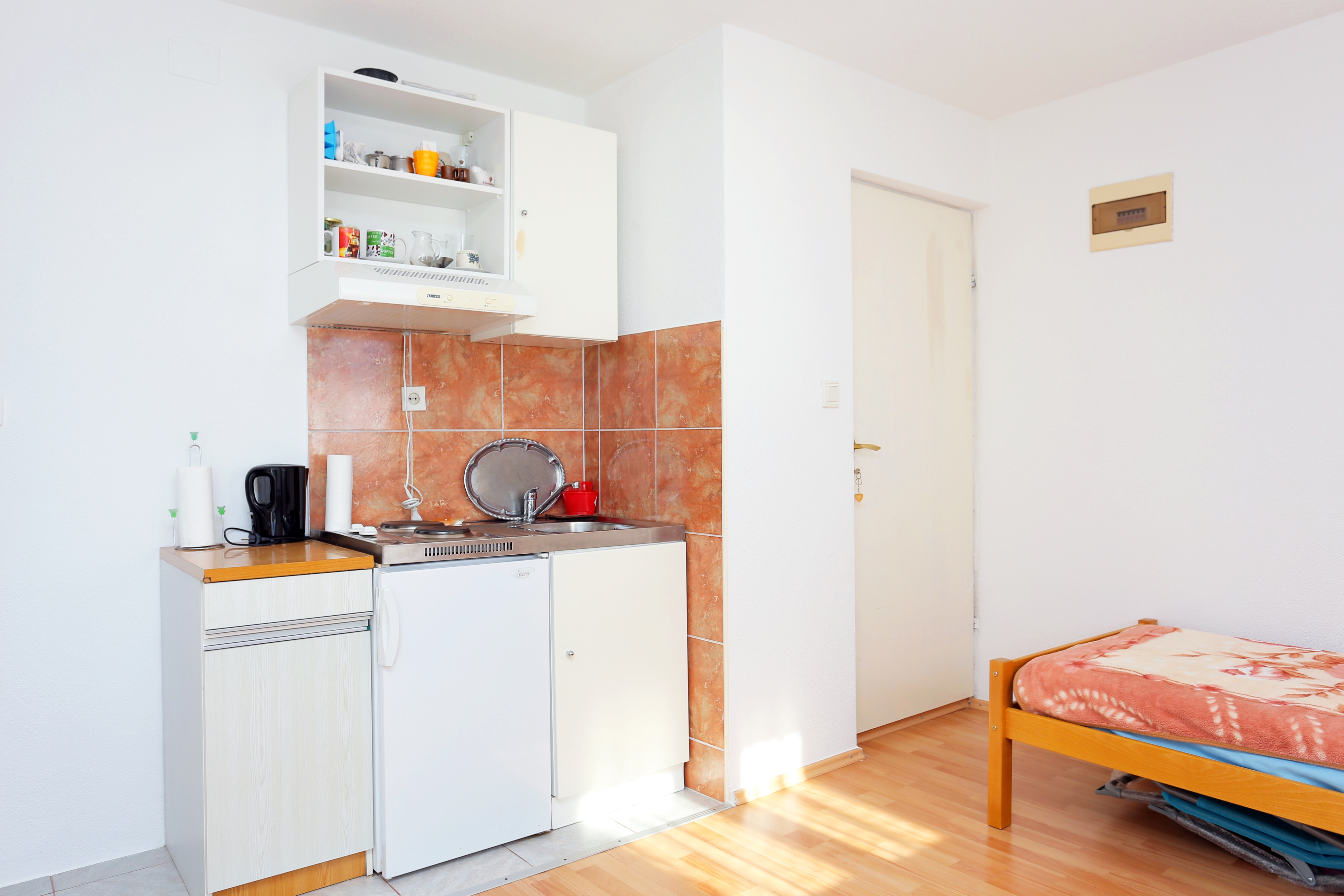 Studio flat with balcony and sea view Makarska  AS-a