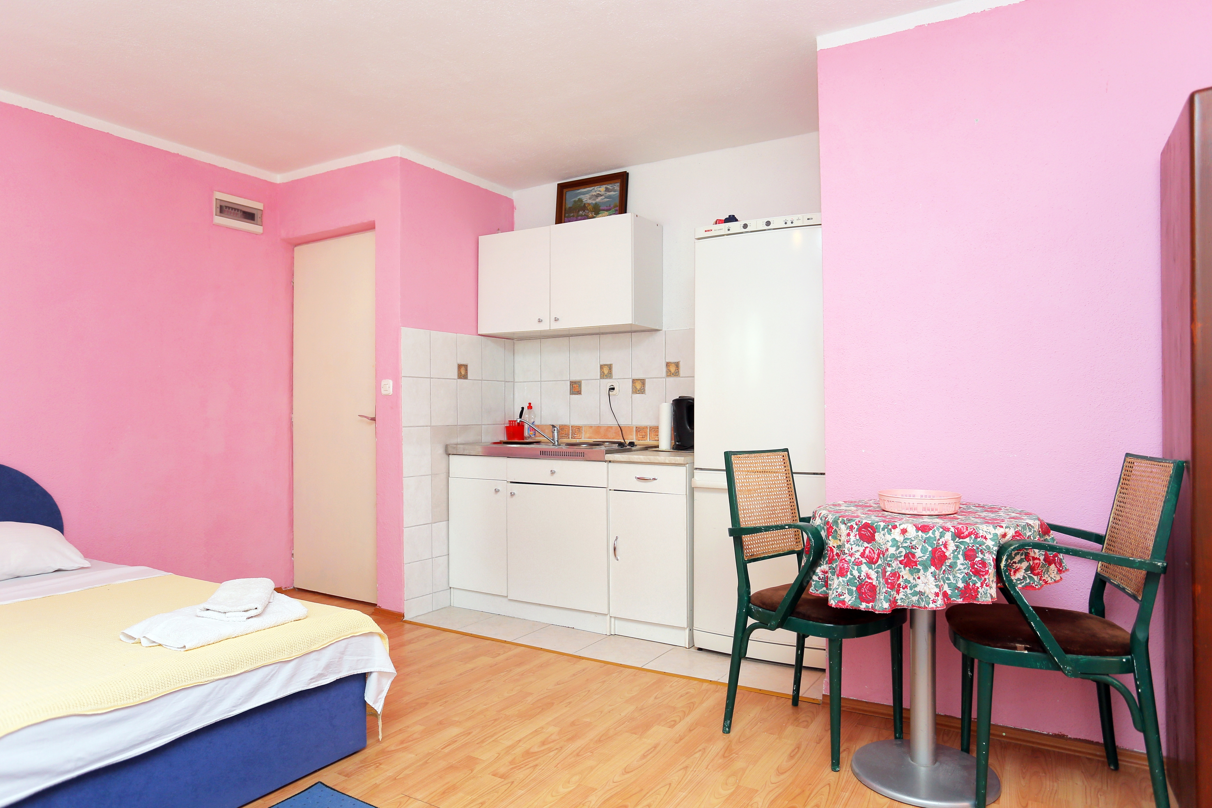 Studio flat with balcony and sea view Makarska  AS-b