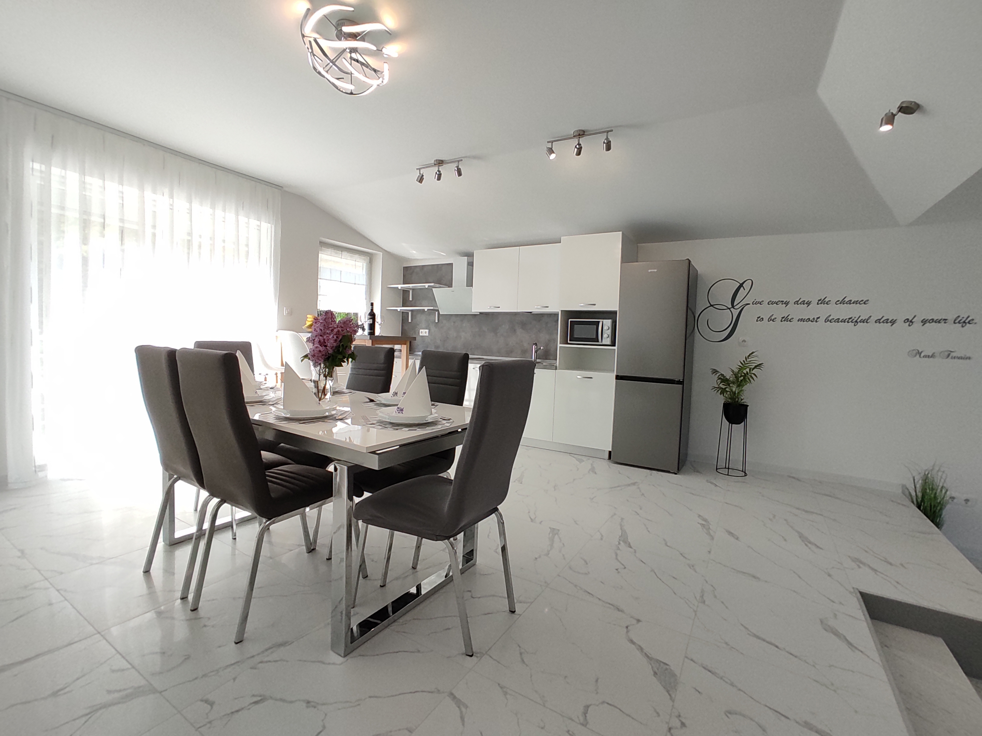 Three bedroom apartment with terrace Rijeka  A-b