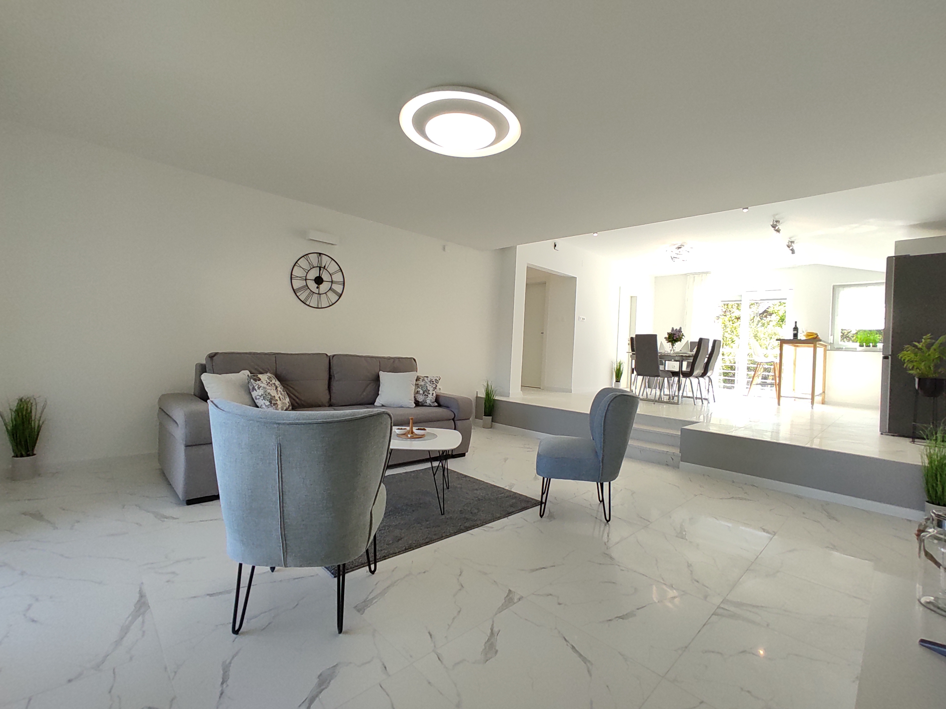 Three bedroom apartment with terrace Rijeka  A-b