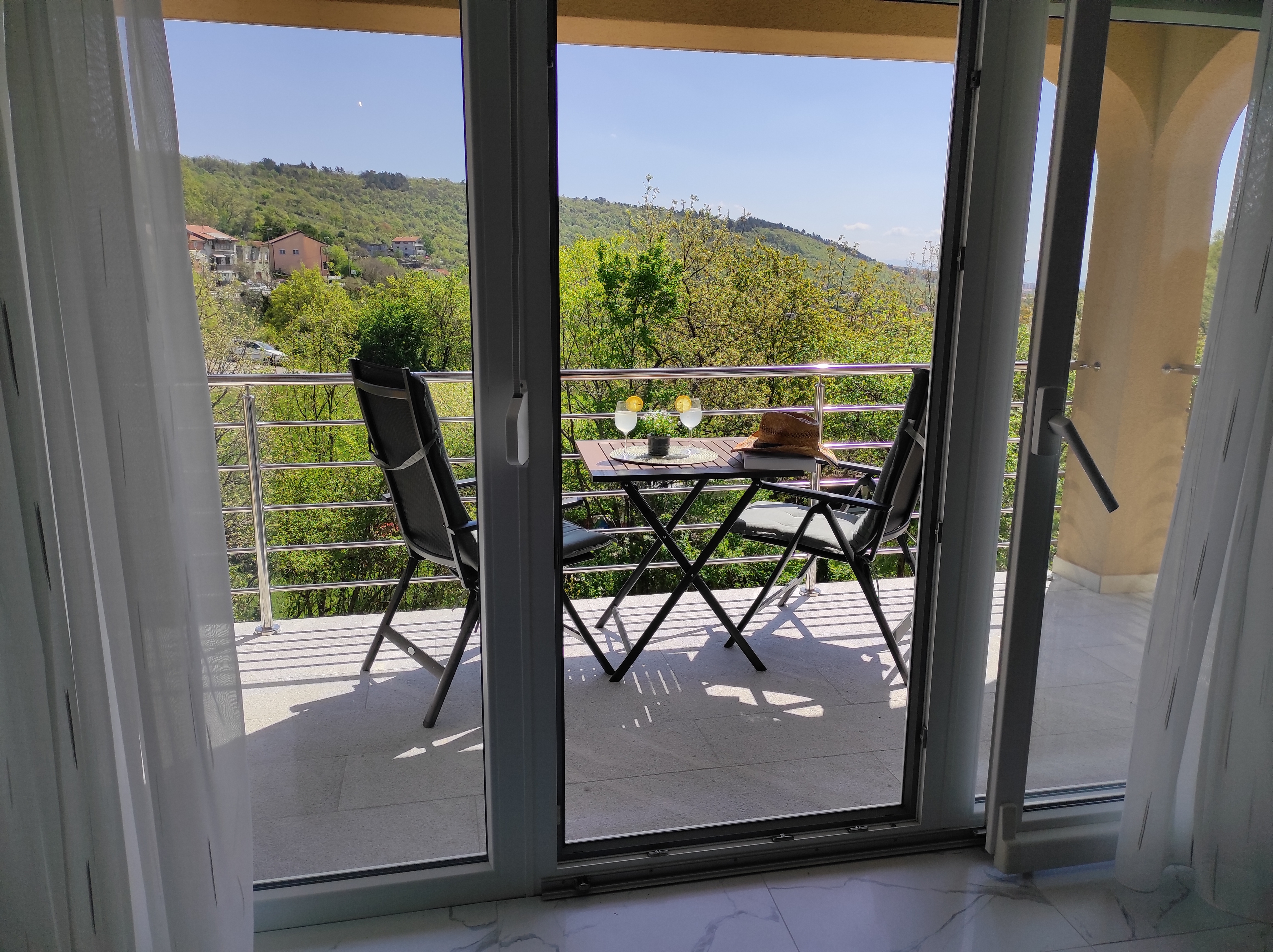 Three bedroom apartment with terrace Rijeka (A-18146-b)