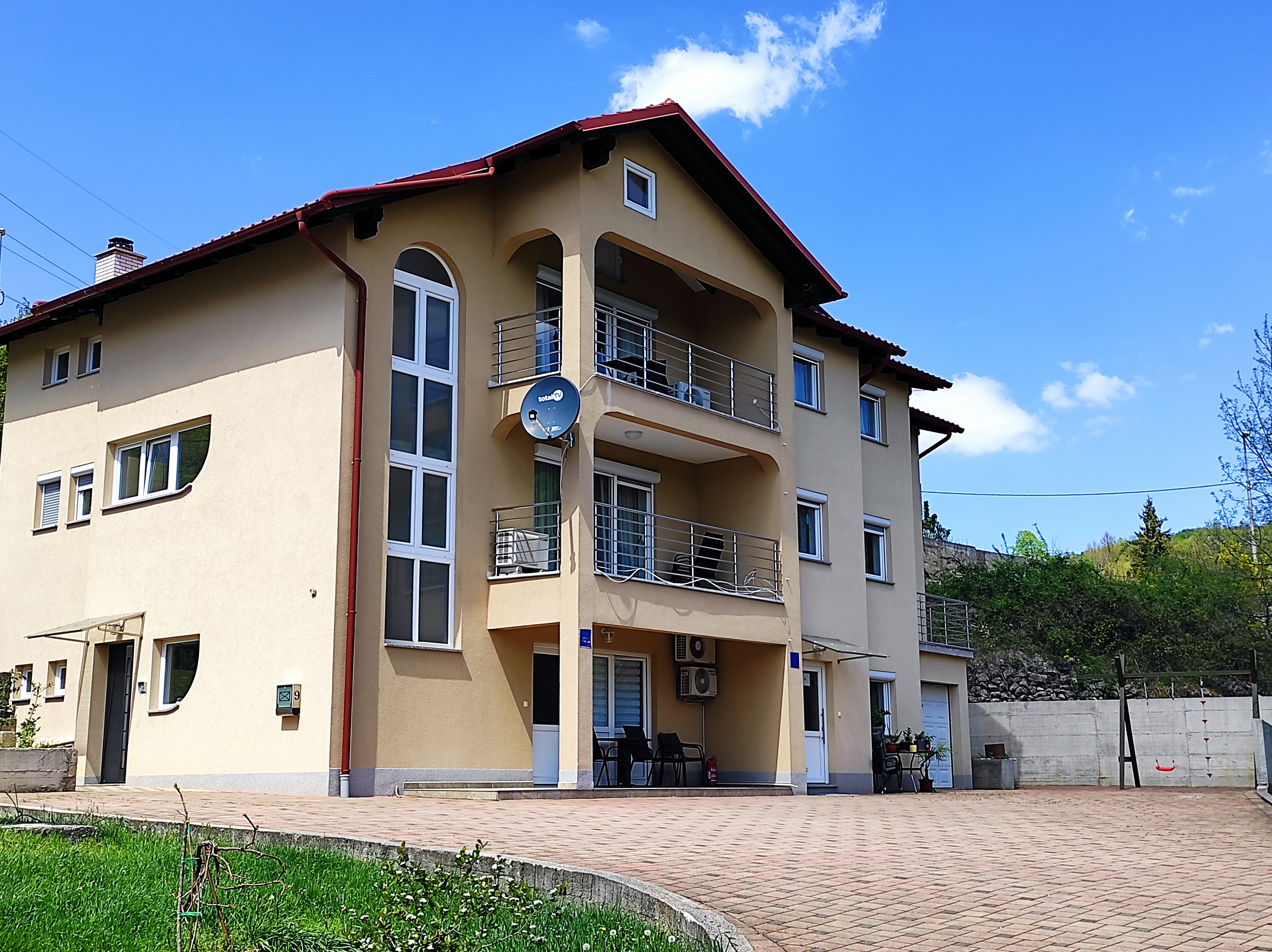 Three bedroom apartment with terrace Rijeka  A-b