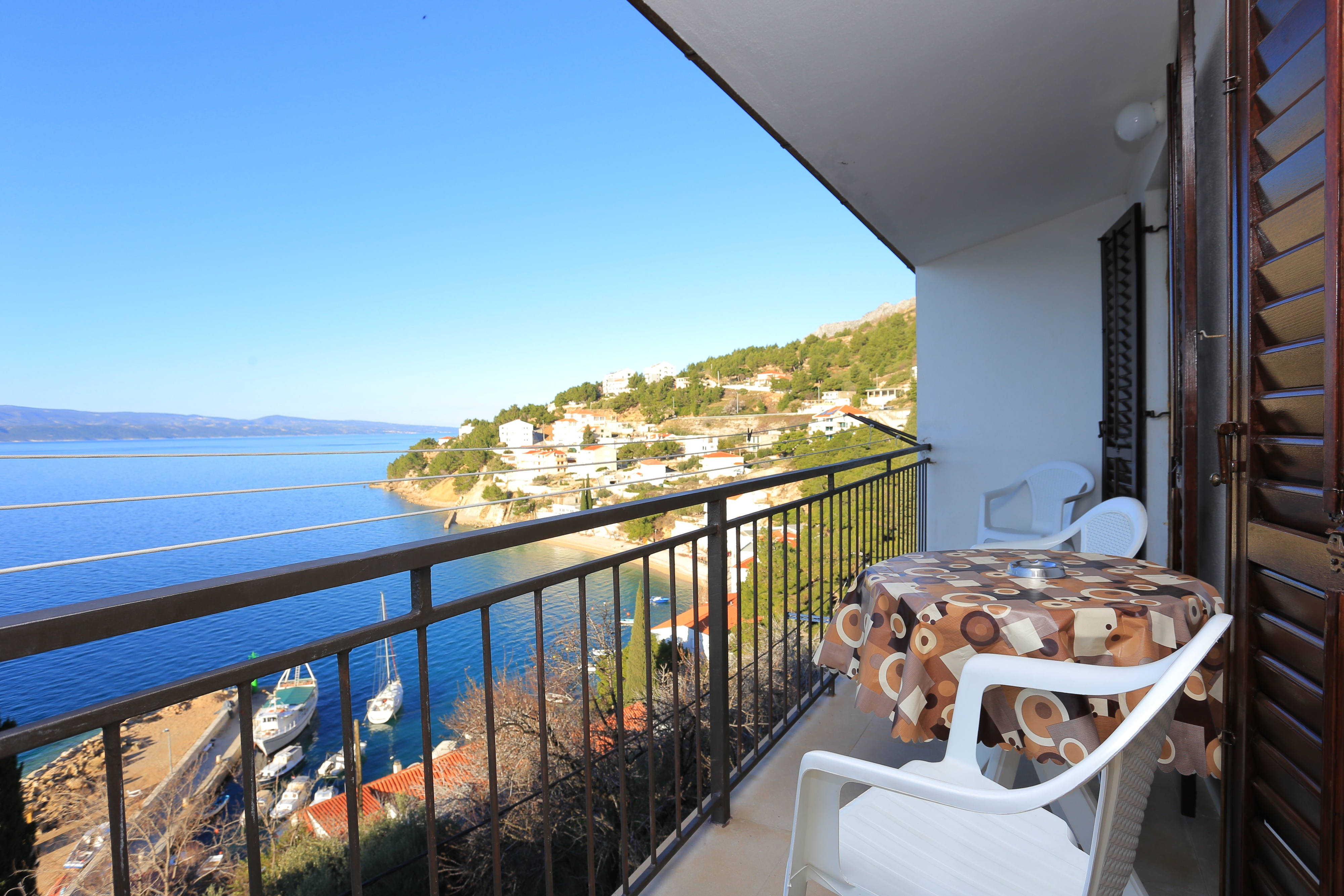 Two bedroom apartment with terrace and sea view Mimice, Omiš  A-a