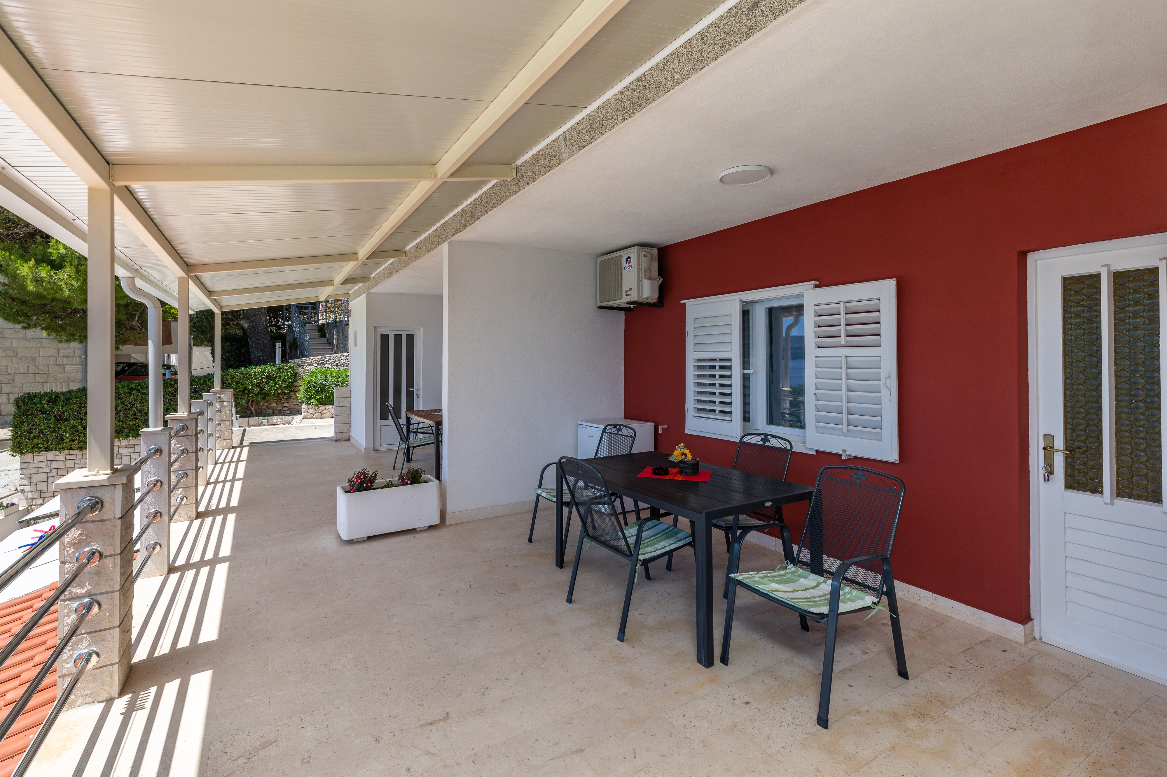 Top Omiš Mimice Top Omiš Mimice