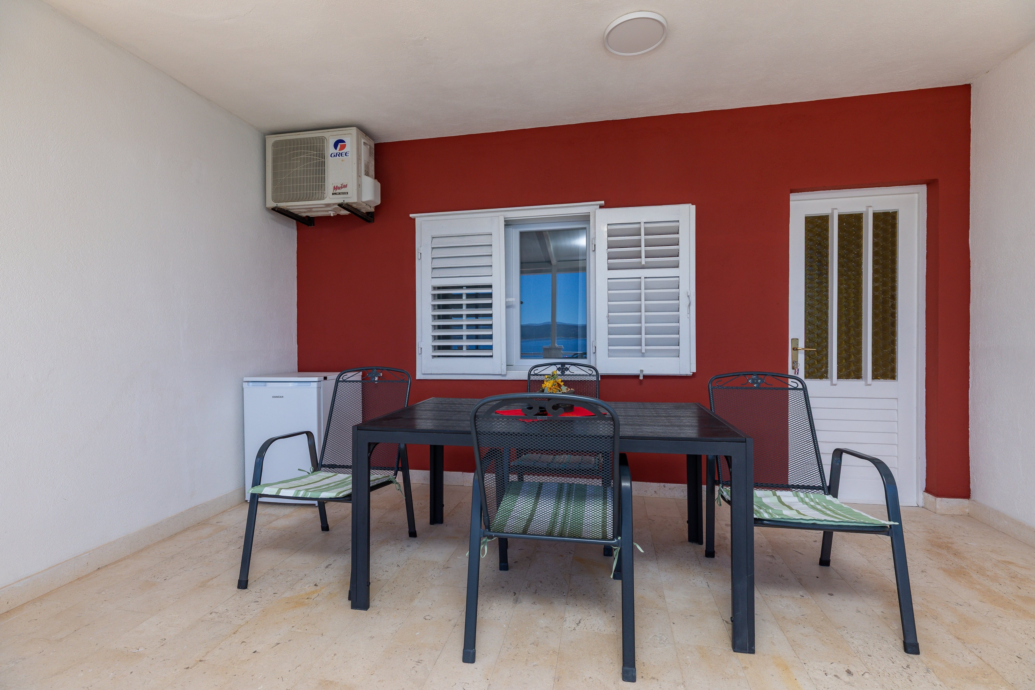 Studio flat near beach Mimice, Omiš  AS-b