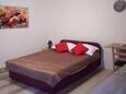 Ložnice Novalja, Ložnice v ubytování typu studio-apartment, s klimatizací a WiFi.