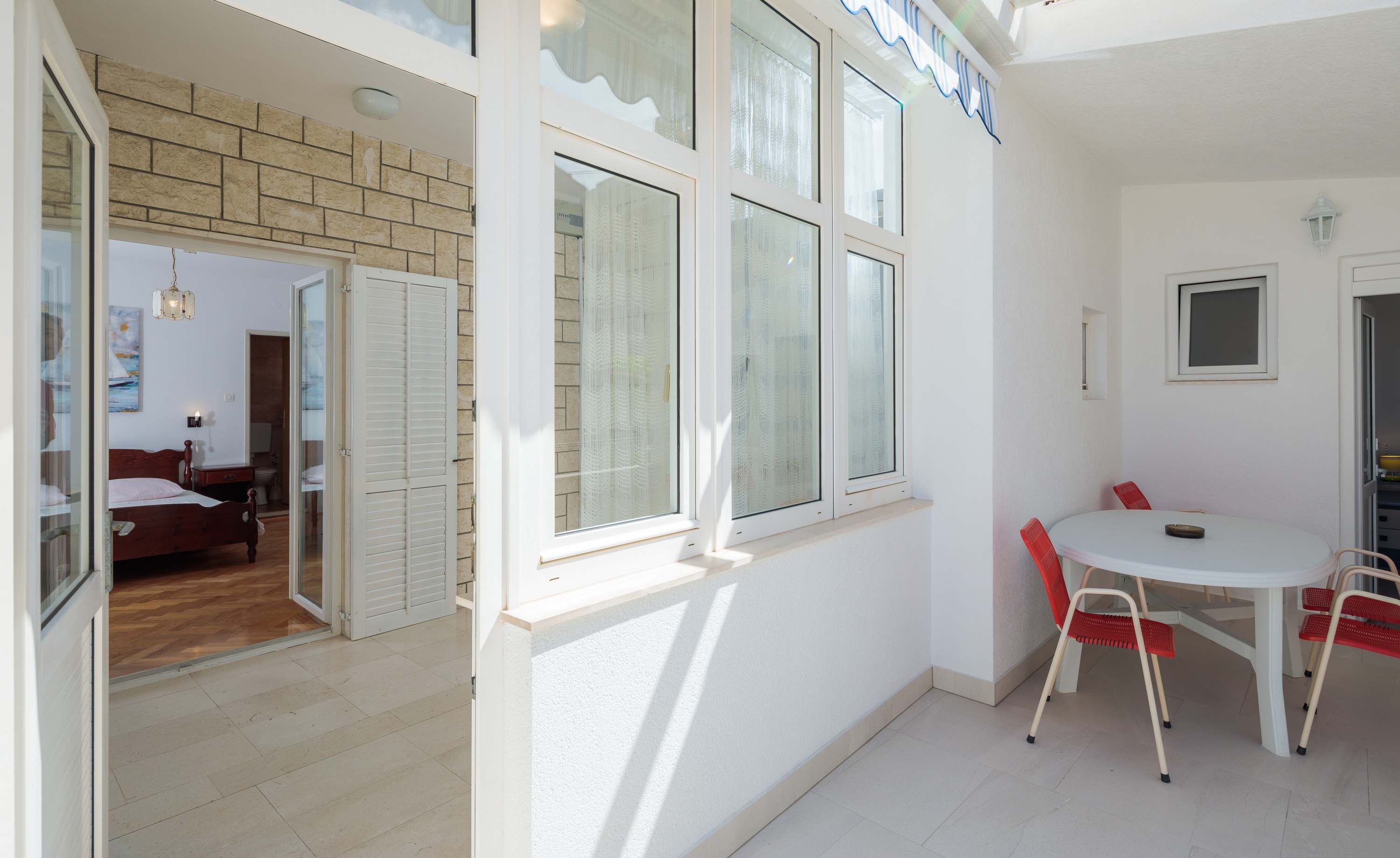 Two bedroom apartment with terrace and sea view Duće, Omiš  A-d
