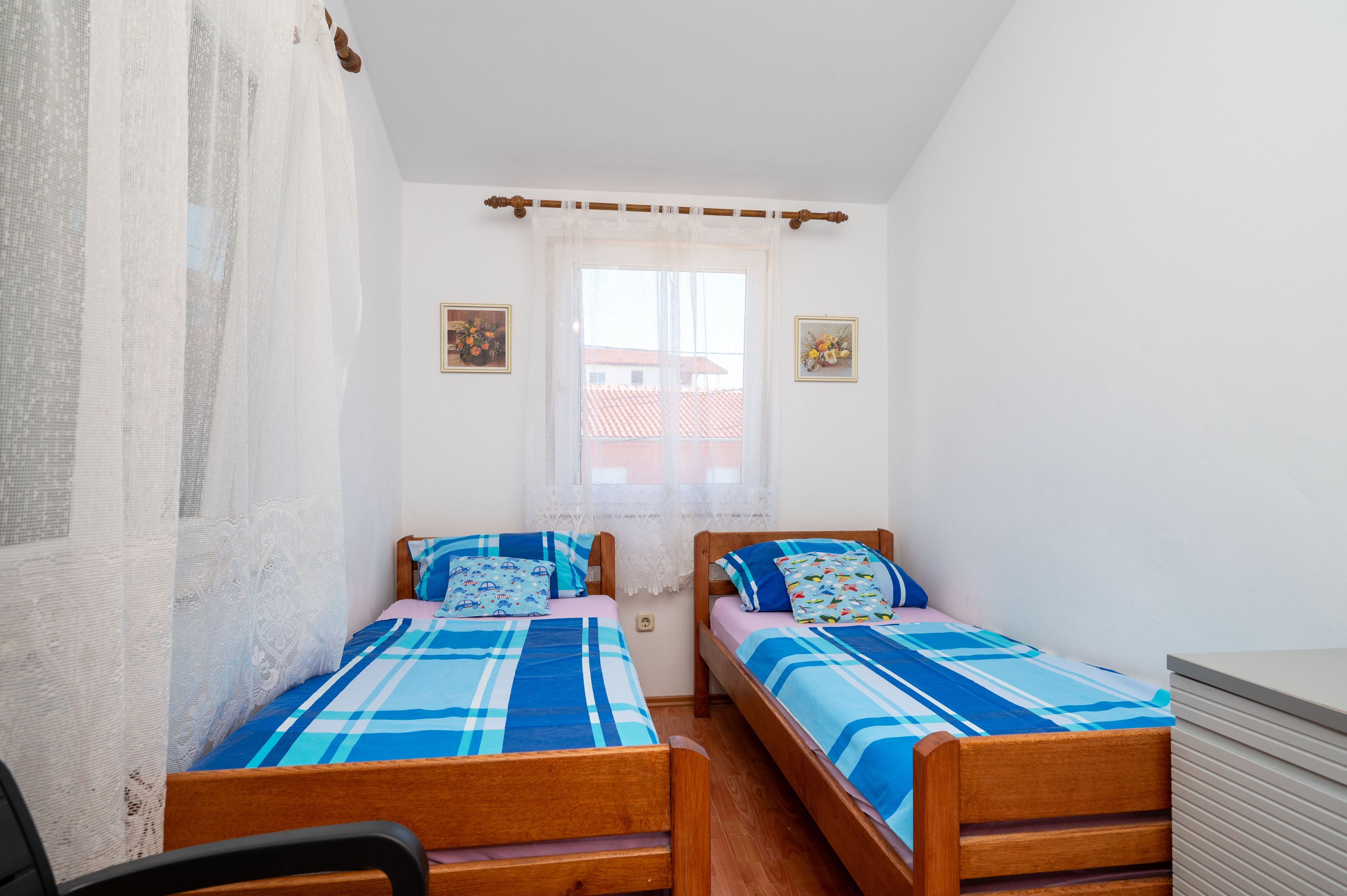 Two bedroom apartment near beach Bibinje, Zadar  A-a