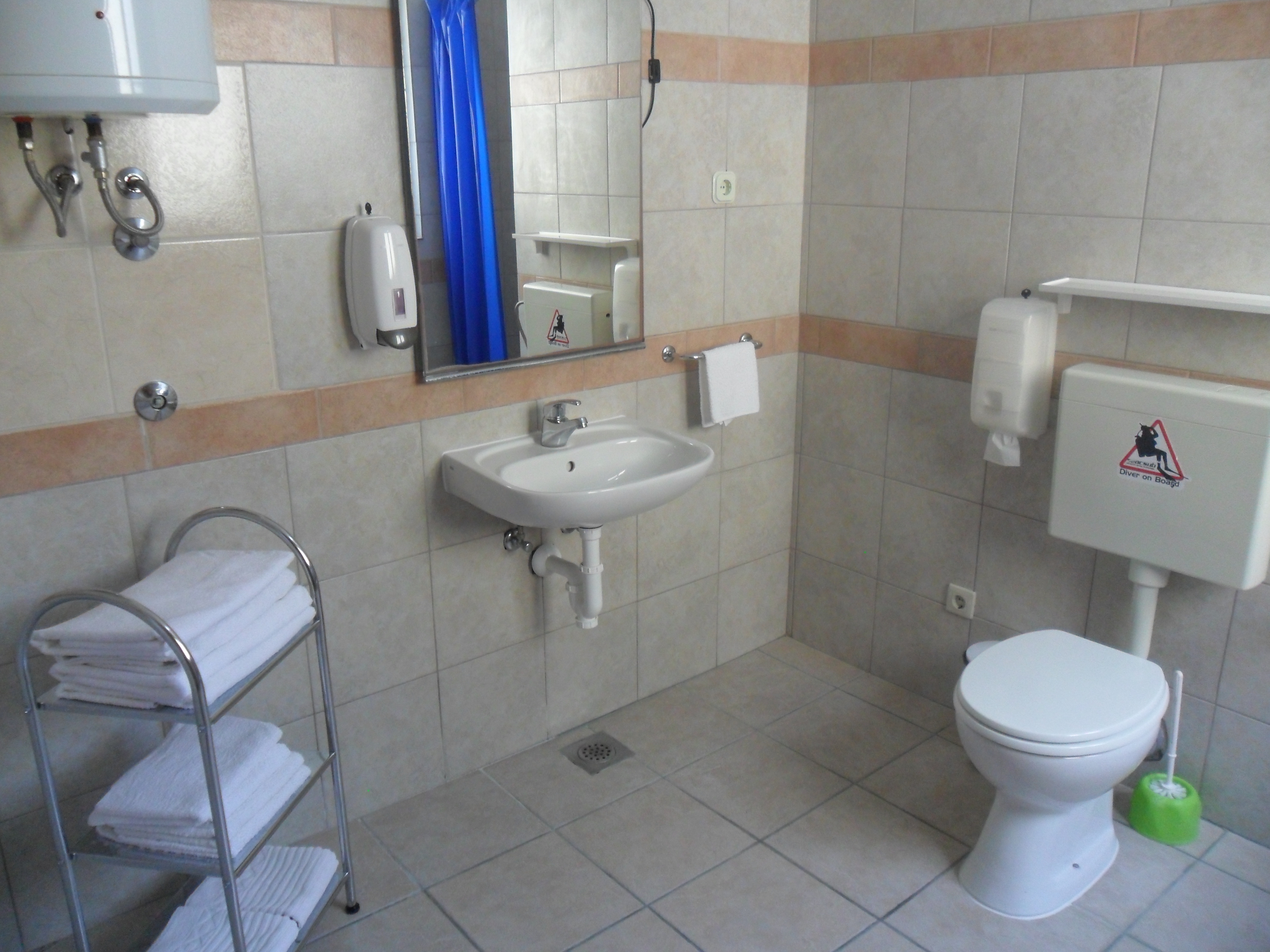 Three bedroom apartment with terrace and sea view Rogoznica  A-a