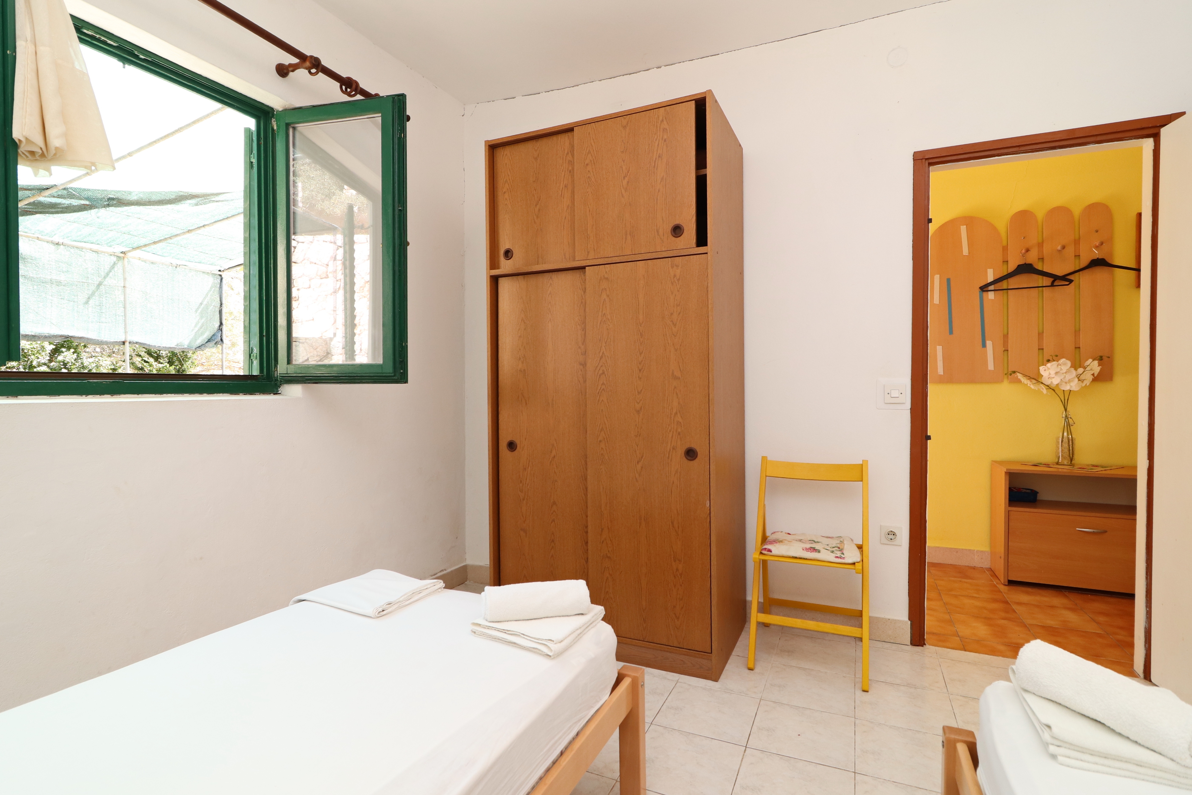 Three bedroom apartment with terrace and sea view Prižba, Korčula  A-a