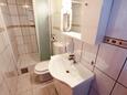 Ванная комната 2 Komarna, Ванная комната 2 в размещении типа apartment, Домашние животные допускаются и WiFi.