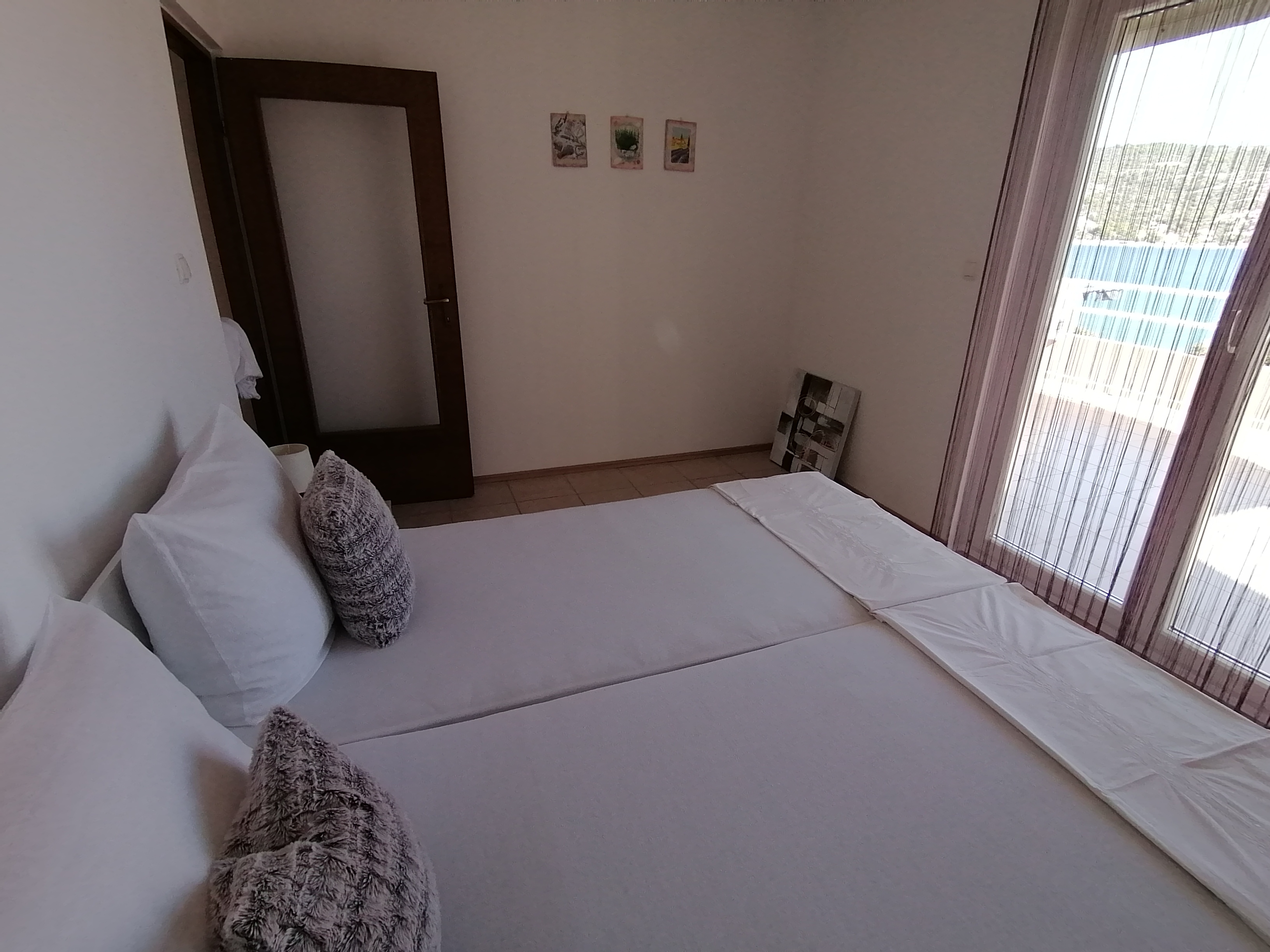 Three bedroom apartment near beach Sevid, Trogir  A-a