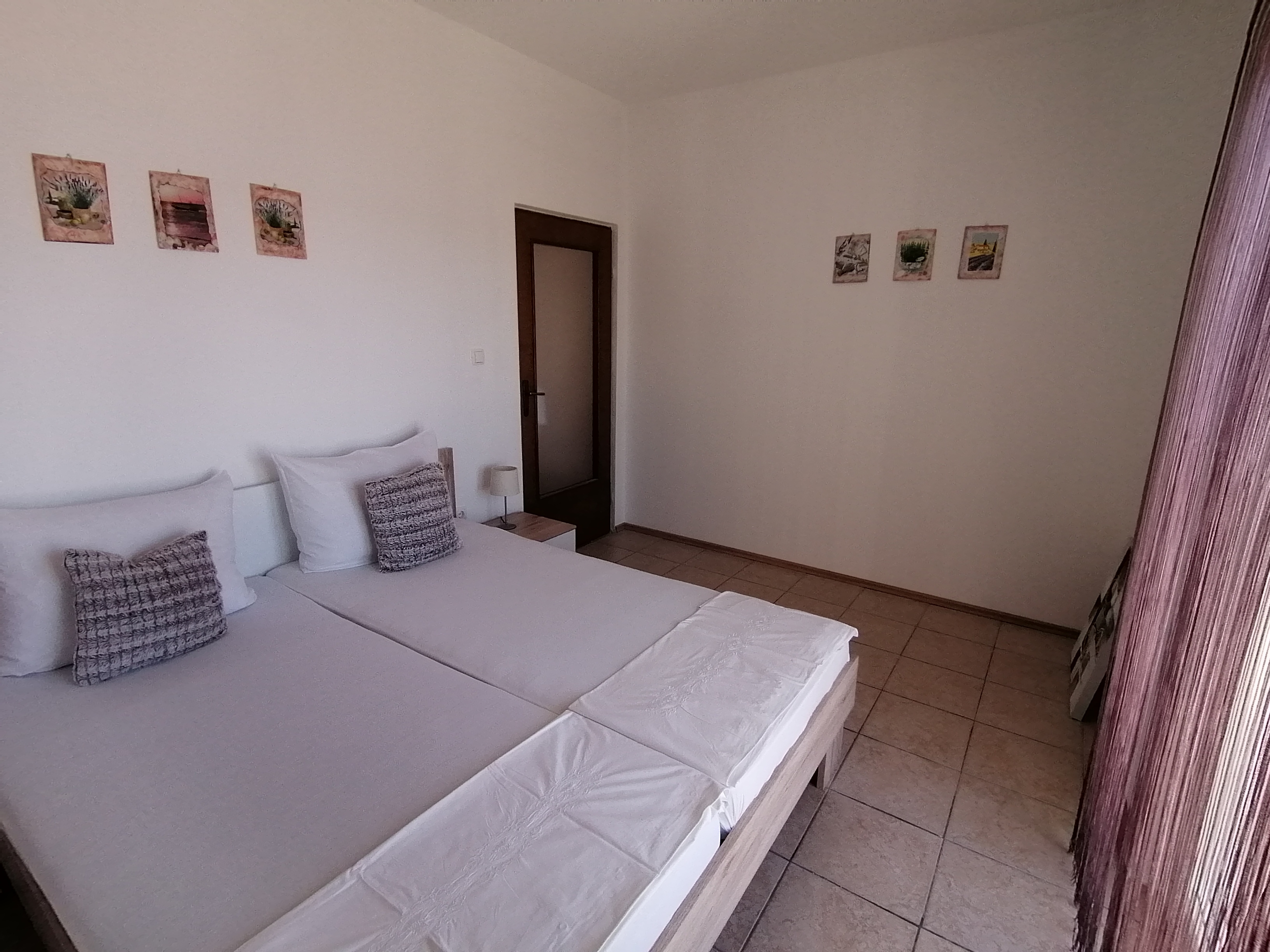 Three bedroom apartment near beach Sevid, Trogir  A-a