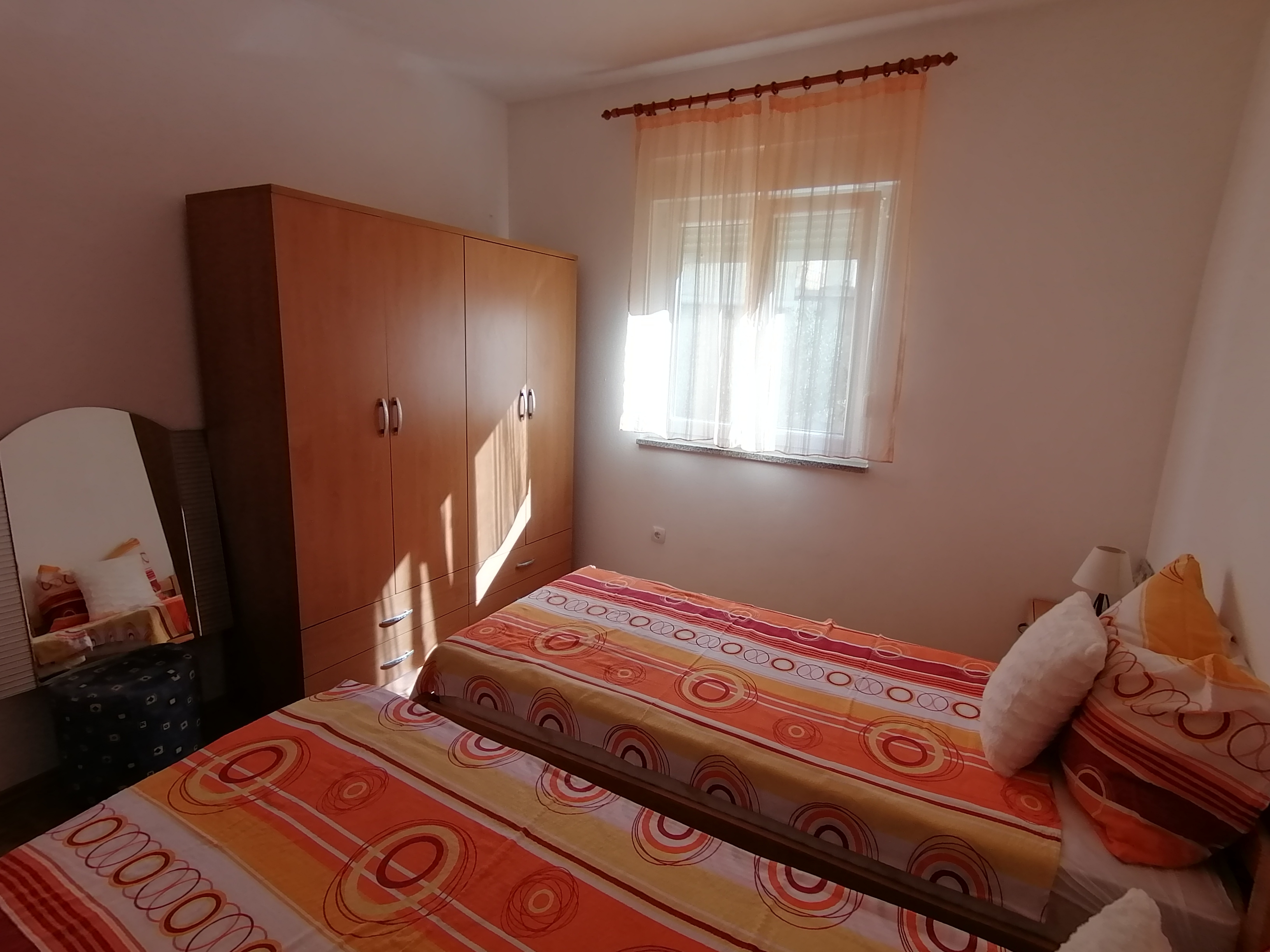 Three bedroom apartment near beach Sevid, Trogir  A-a