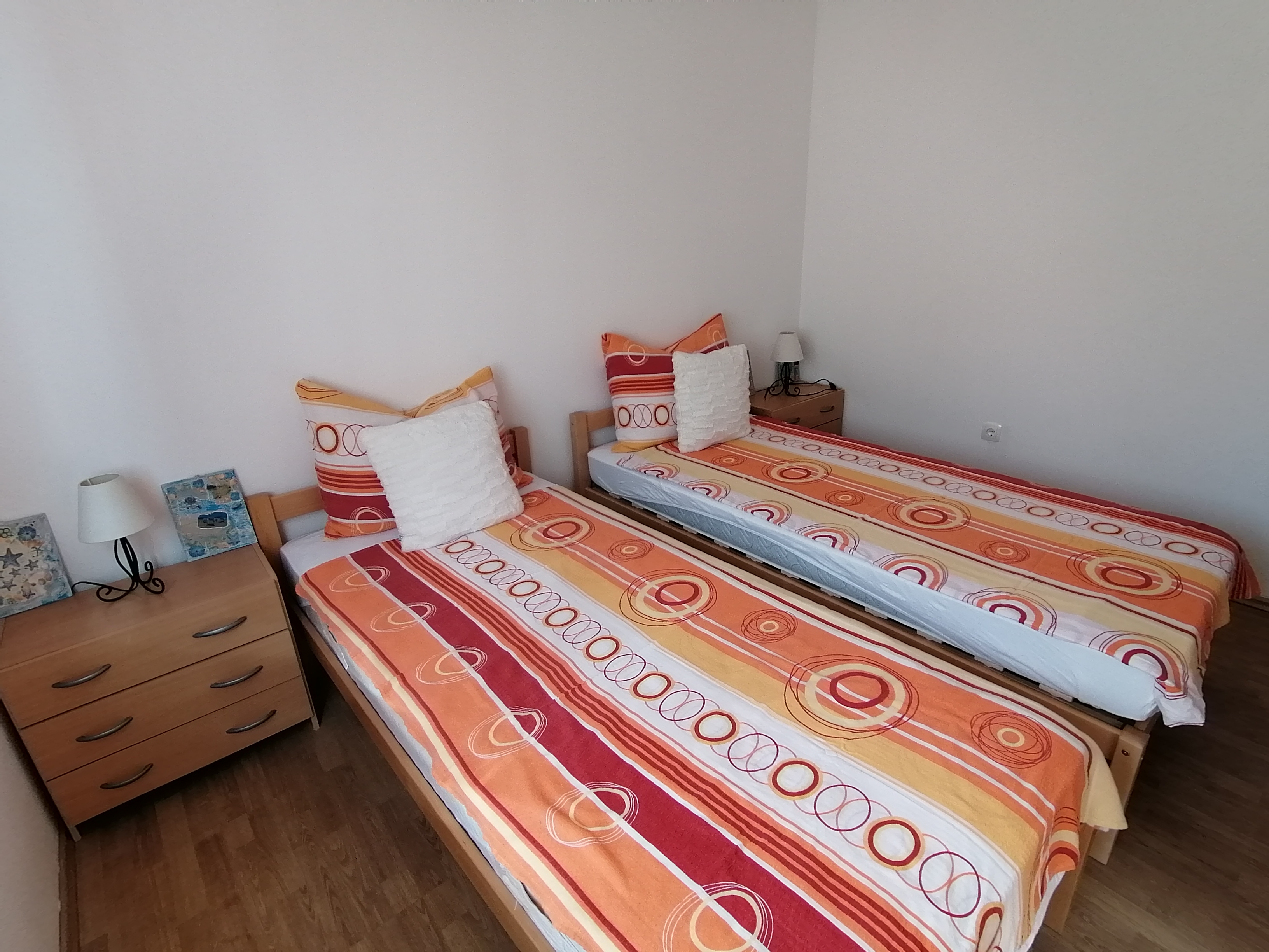 Three bedroom apartment near beach Sevid, Trogir  A-a
