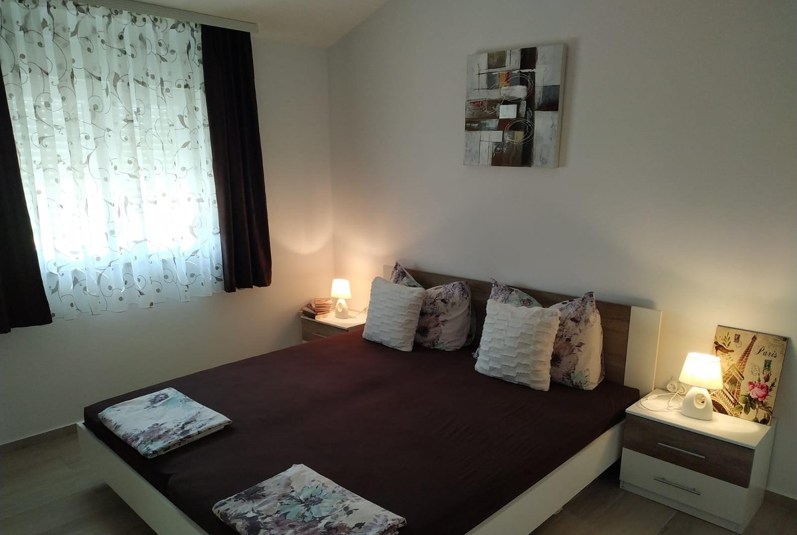 One bedroom apartment near beach Sevid, Trogir (A-18168-c)