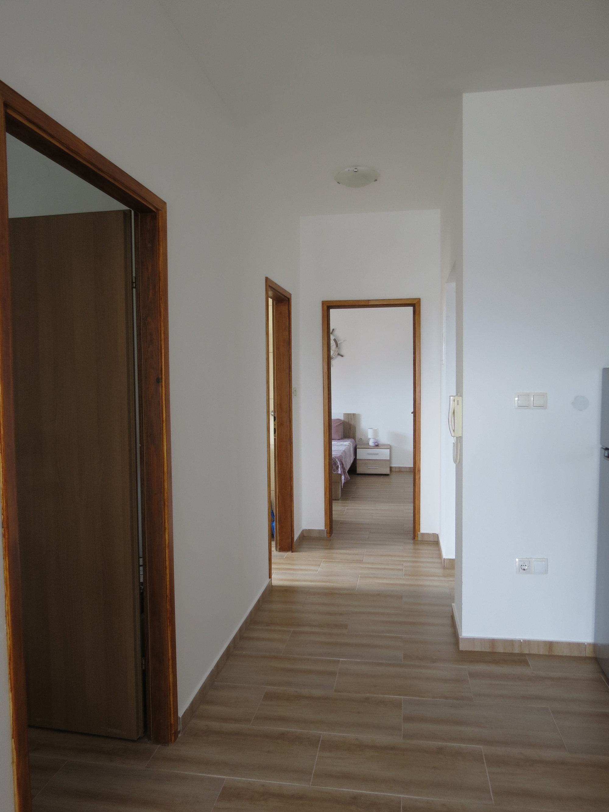 Two bedroom apartment near beach Sevid, Trogir  A-d