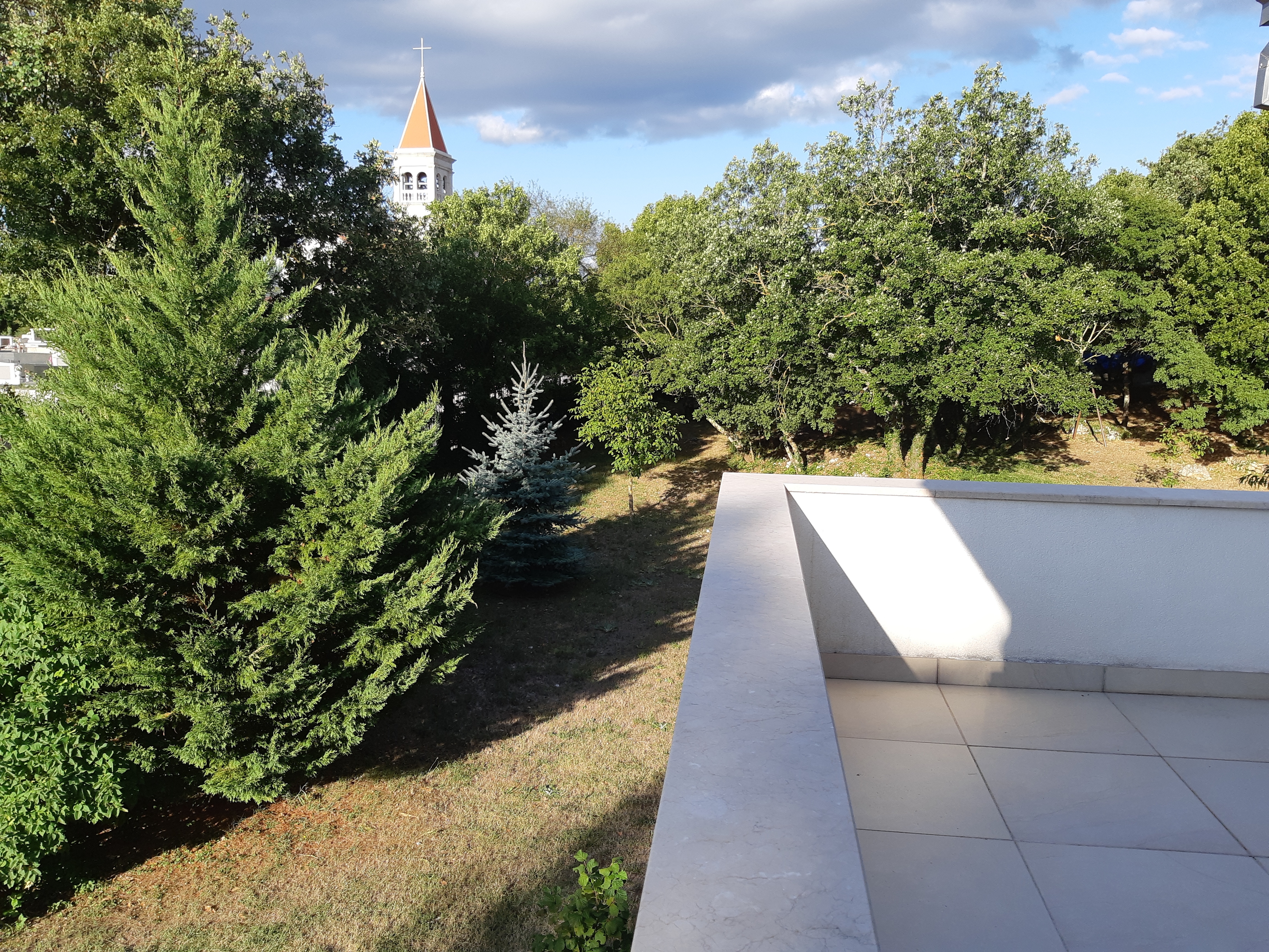 Four bedroom house with terrace Bisko, Zagora  K