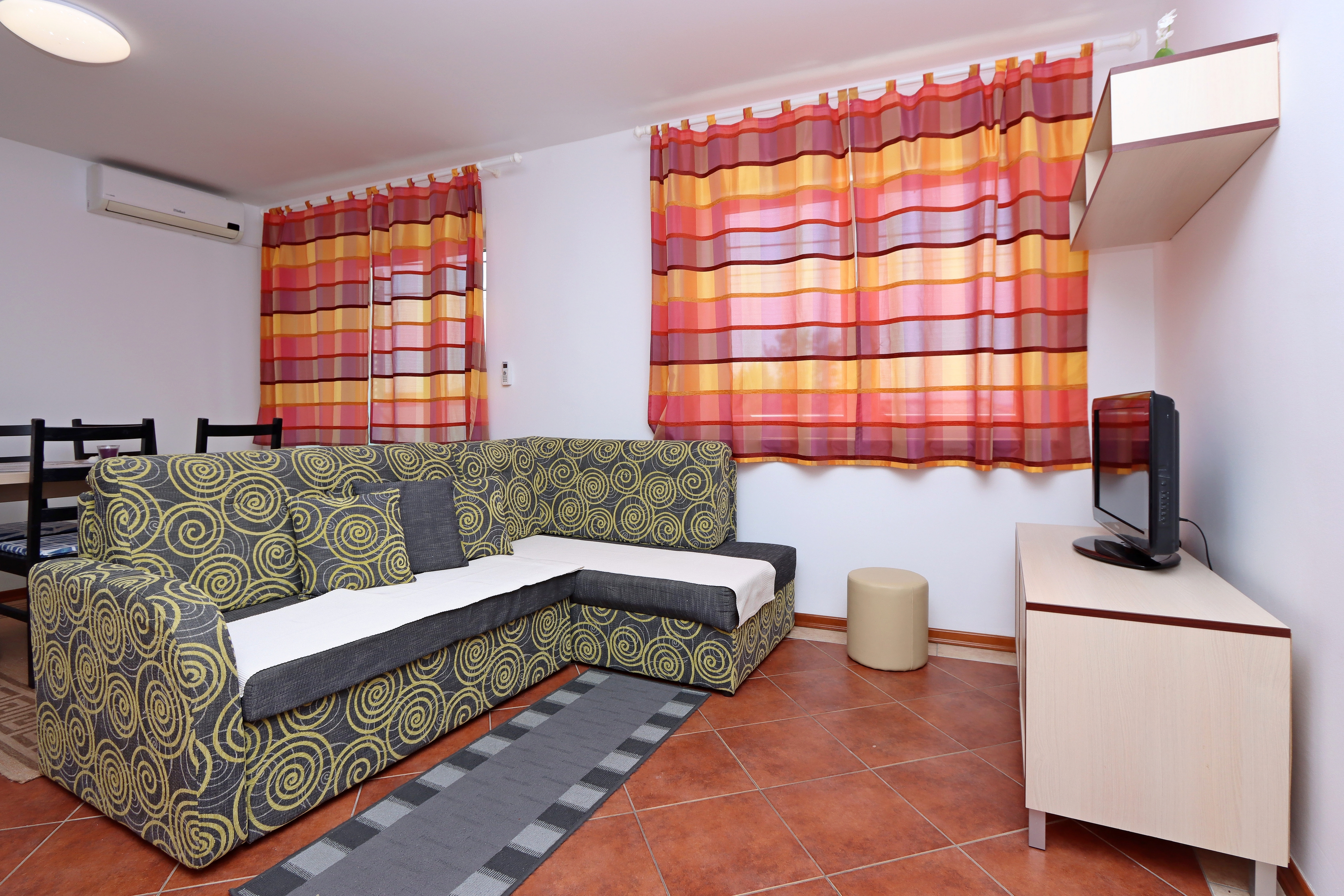 One bedroom apartment with air-conditioning Selce, Crikvenica (A-18195-a)