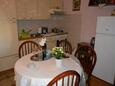 Dining room Rovinj, Dining room in the apartment, air condition available and (pet friendly).