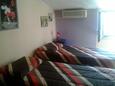 Bedroom Susak, Bedroom in the room, air condition available and WiFi.