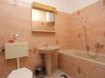 Ванная комната Lokva Rogoznica, Ванная комната в размещении типа studio-apartment, WiFi.