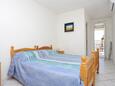 Sypialnia Baška Voda, Sypialnia w zakwaterowaniu typu studio-apartment, Dostępna klimatyzacja i WiFi.
