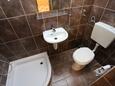 Ванная комната Baška Voda, Ванная комната в размещении типа studio-apartment, WiFi.